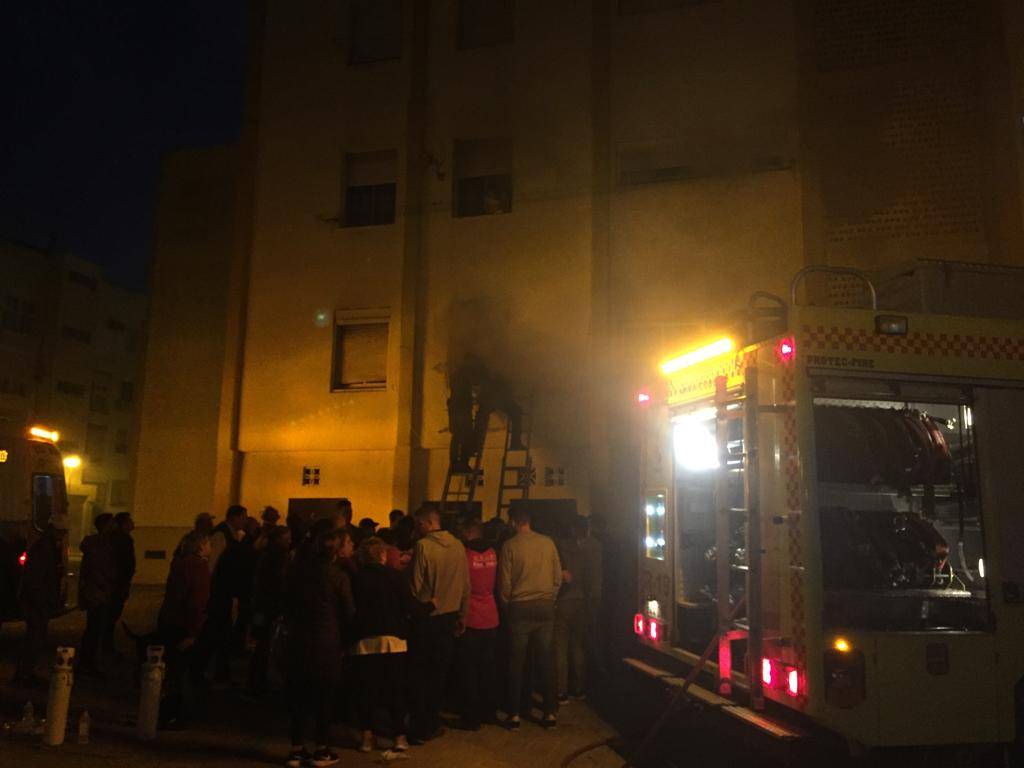 Incendio en Puerto Real.