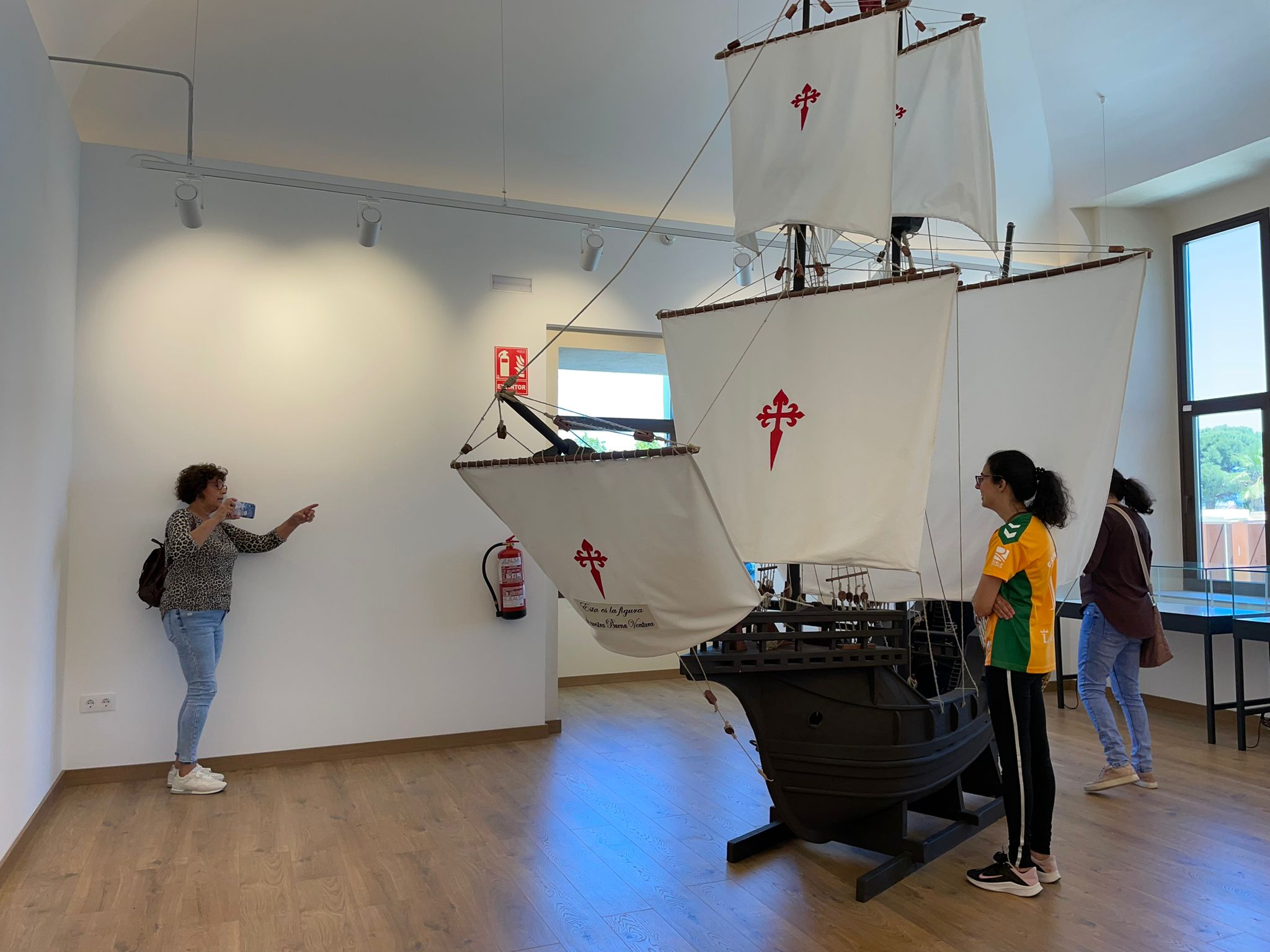 Visita al castillito de Bajo de Guía en Sanlúcar tras su rehabilitación. 