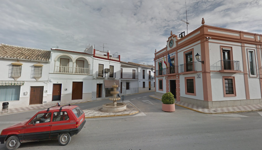 Ayuntamiento de Pedrera, localidad donde se produjeron los hechos, en una imagen de Google Maps.