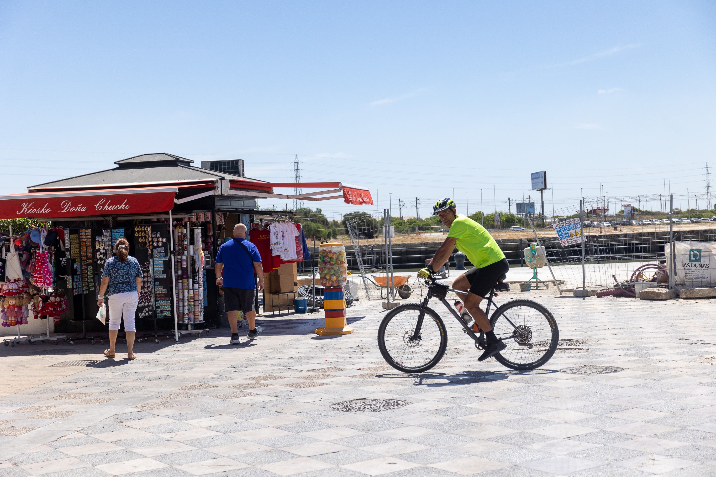 Quiosco en el parque Calderón. 