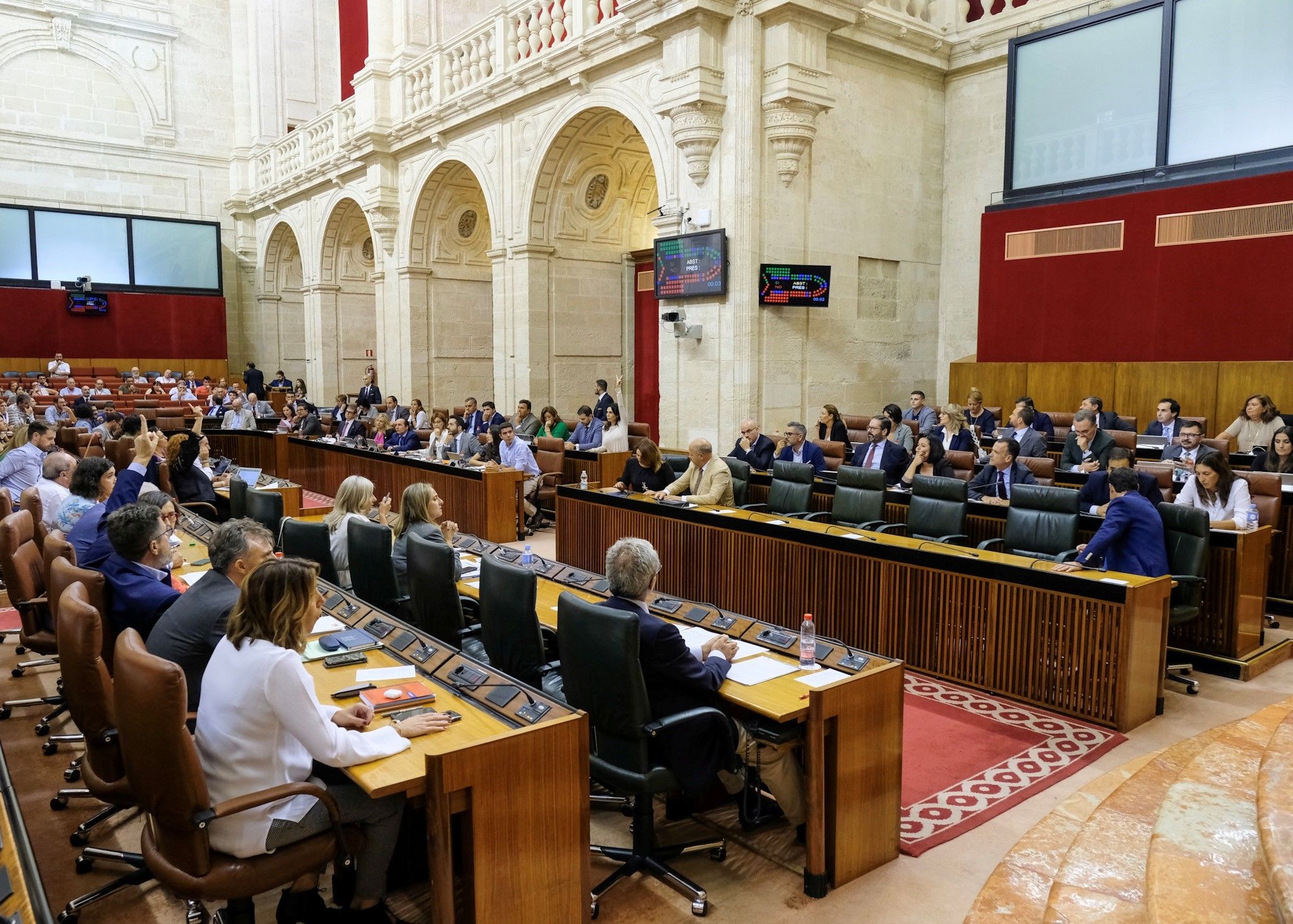 El Parlamento de Andalucía, debatiendo sobre la Ley del Juego.