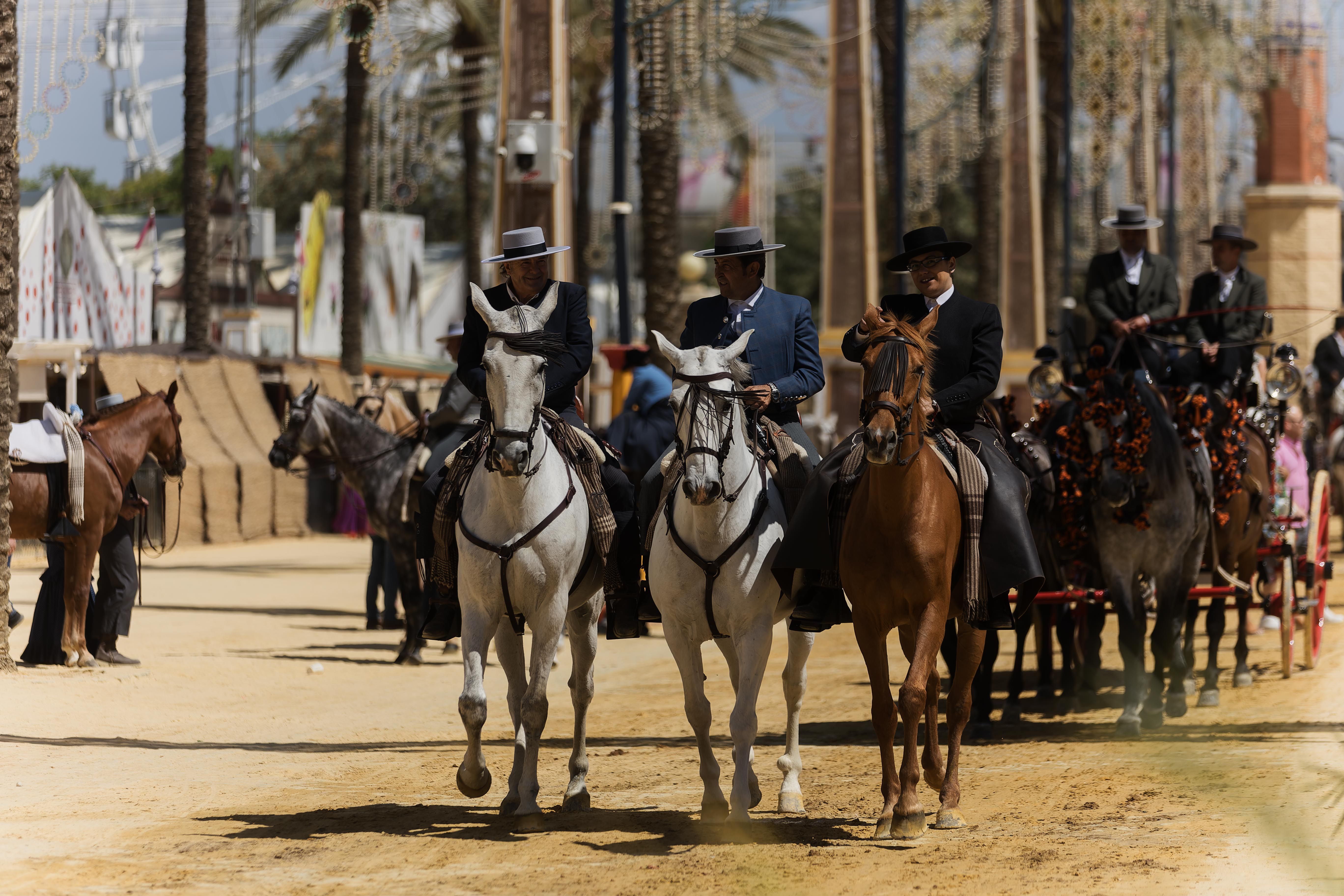 Jueves en el Real de la Feria del Caballo 