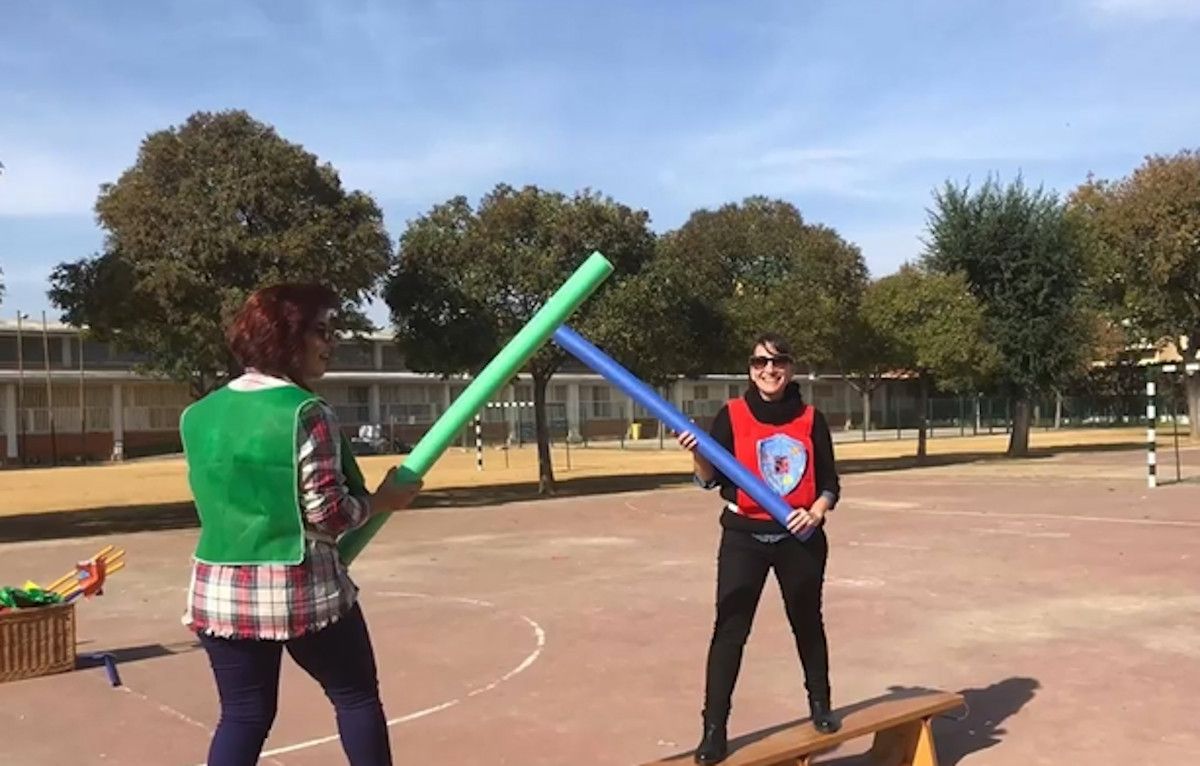 Patio del CEIP María Zambrano en Sevilla.  FACEBOOK 