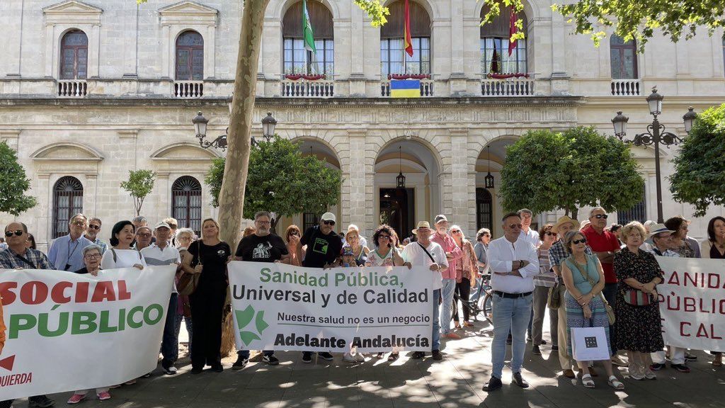 Imagen de la concentración en Sevilla.