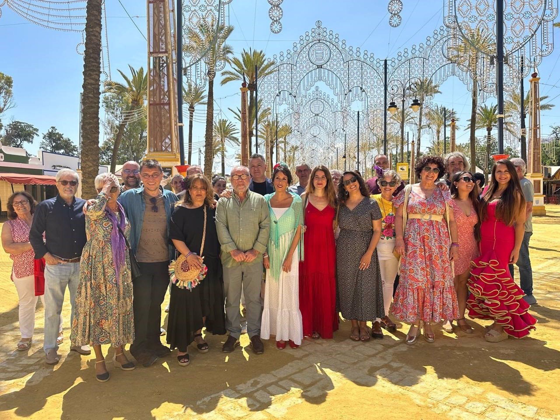 En el centro de la imagen, Manolo Guerrero junto a miembros de Podemos como Monedero, Velarde y Delgado.