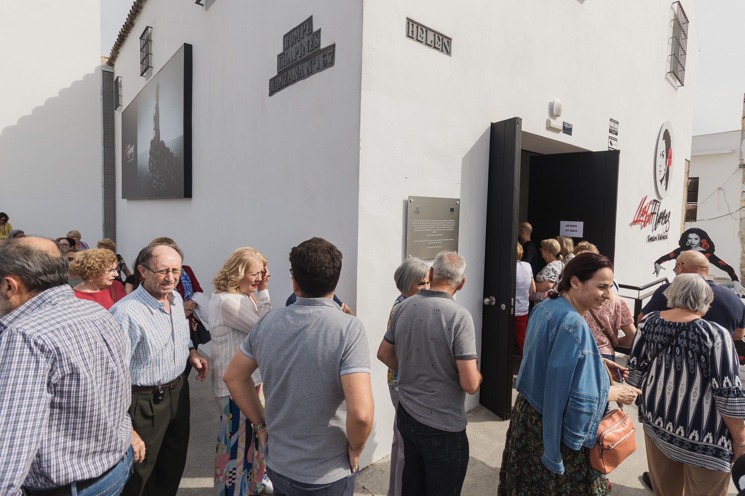 Cola este martes para acceder al Museo de Lola Flores en el primer día de puertas abiertas.