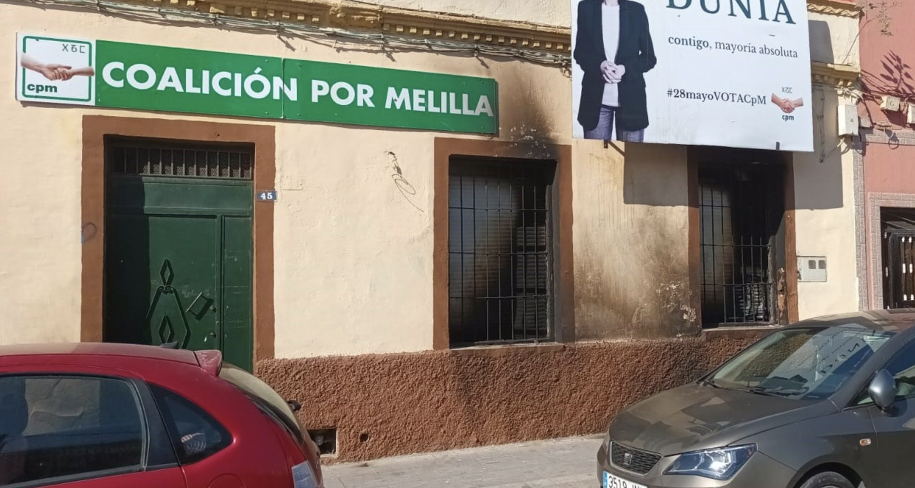 La sede de Coalición por Melilla (CPM) amanece quemada. La sede de Coalición por Melilla (CPM) amanece quemada.