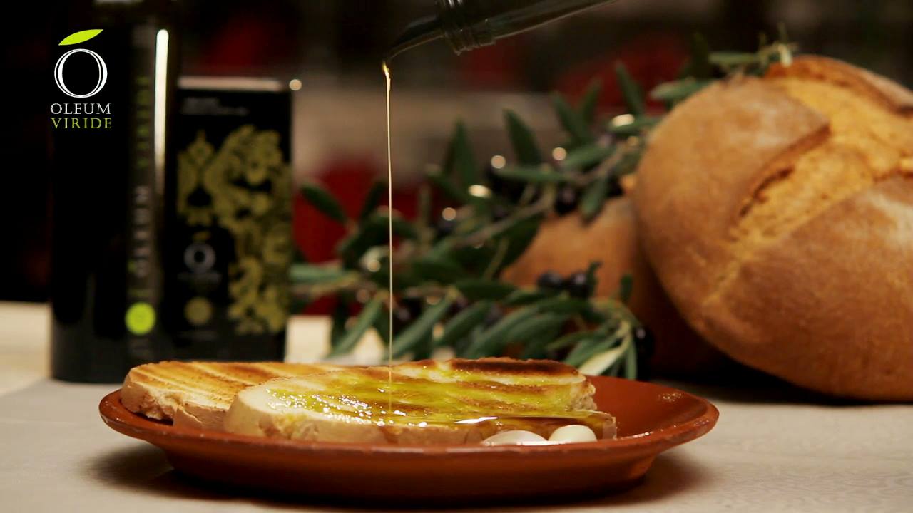 Aceite de Zahara de la Sierra.