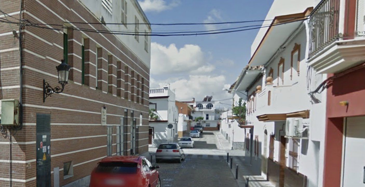 Calle Correos, en El Cuervo. FOTO: GOOGLE MAPS