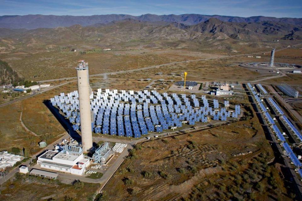 Plataforma solar de Almería. FOTO: EL PERIÓDICO DE LA ENERGÍA Plataforma solar de Almería. FOTO: EL PERIÓDICO DE LA ENERGÍA