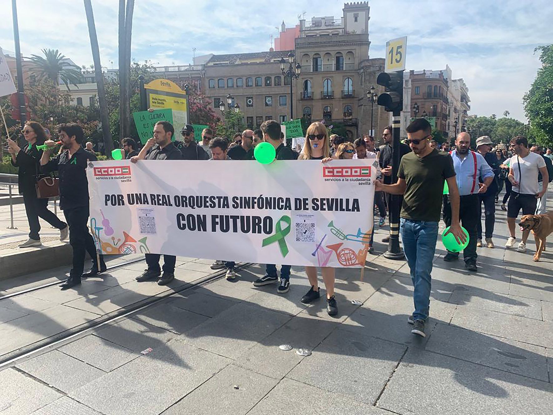 Marcha de apoyo a la Real Orquesta Sinfónica de Sevilla.