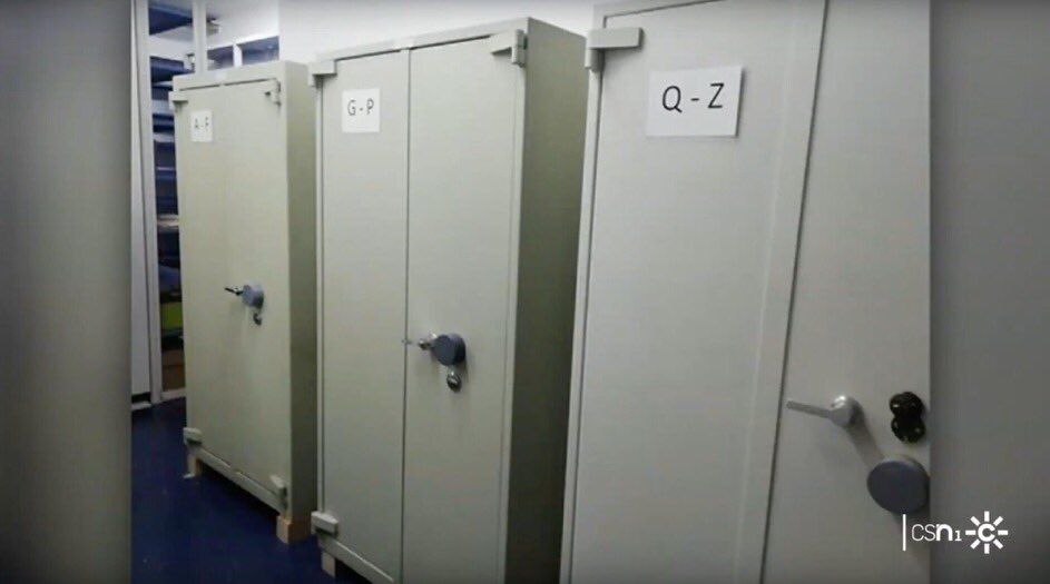 Así eran las supuestas cajas fuertes ocultas que denunció el PP. IMAGEN: CANAL SUR
