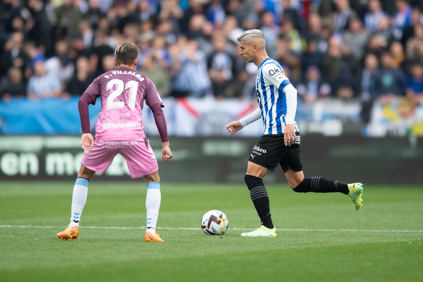 El Málaga ha consumado su descenso en Mendizorroza.   @ALAVES