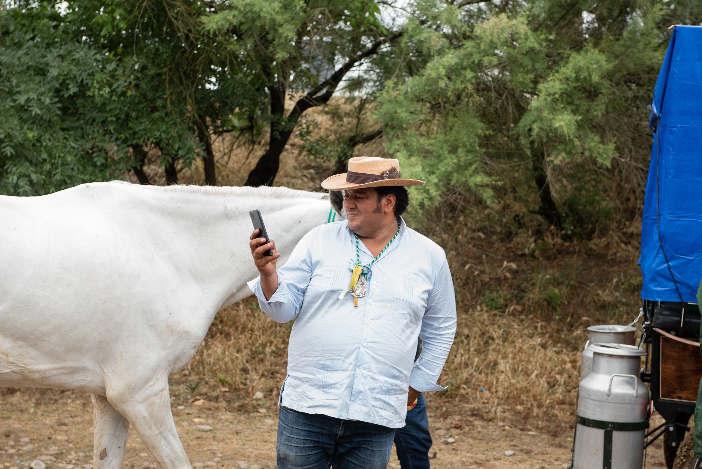 Hermandades de Lucena y de Málaga a su paso por el río Quema 