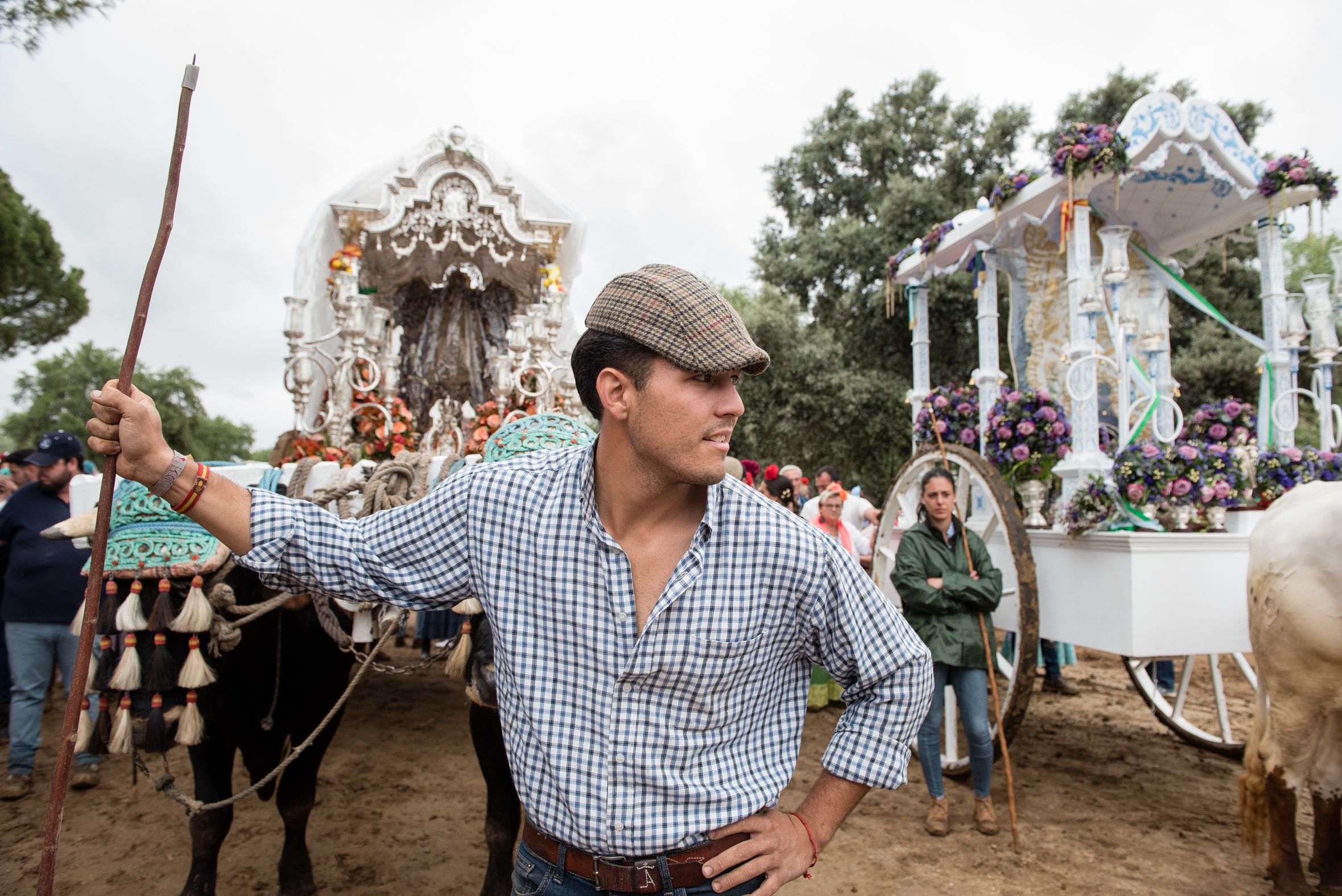 Hermandades de Lucena y de Málaga a su paso por el río Quema 