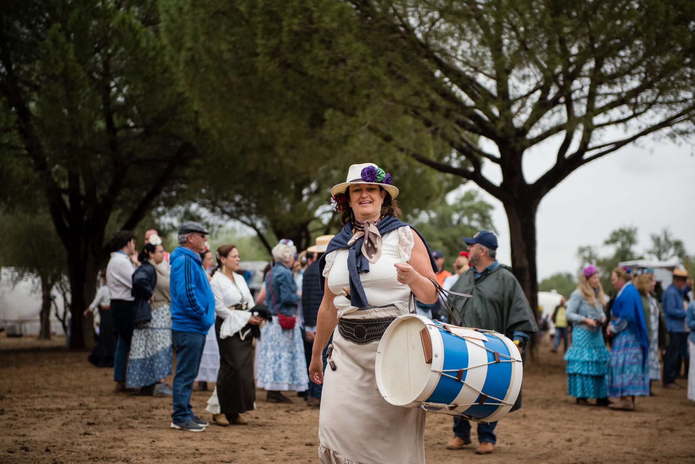 Hermandades de Lucena y de Málaga a su paso por el río Quema 