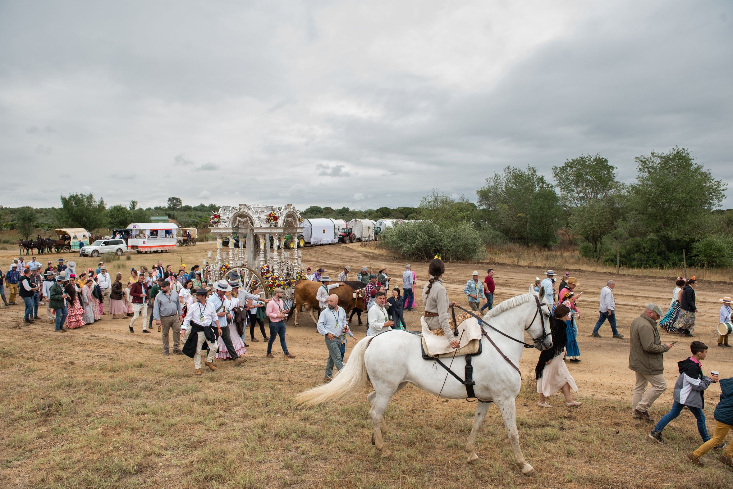 Hermandades de Lucena y de Málaga a su paso por el río Quema 