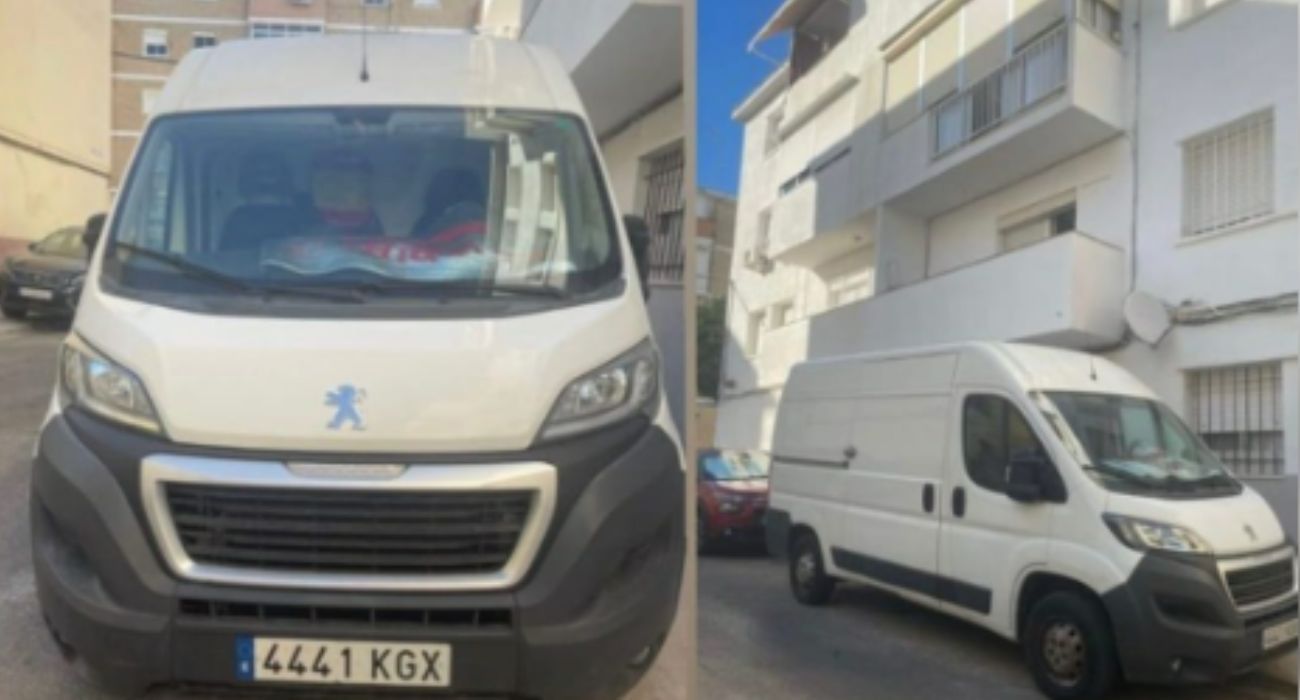 La furgoneta que ha sido robada en Icovesa.