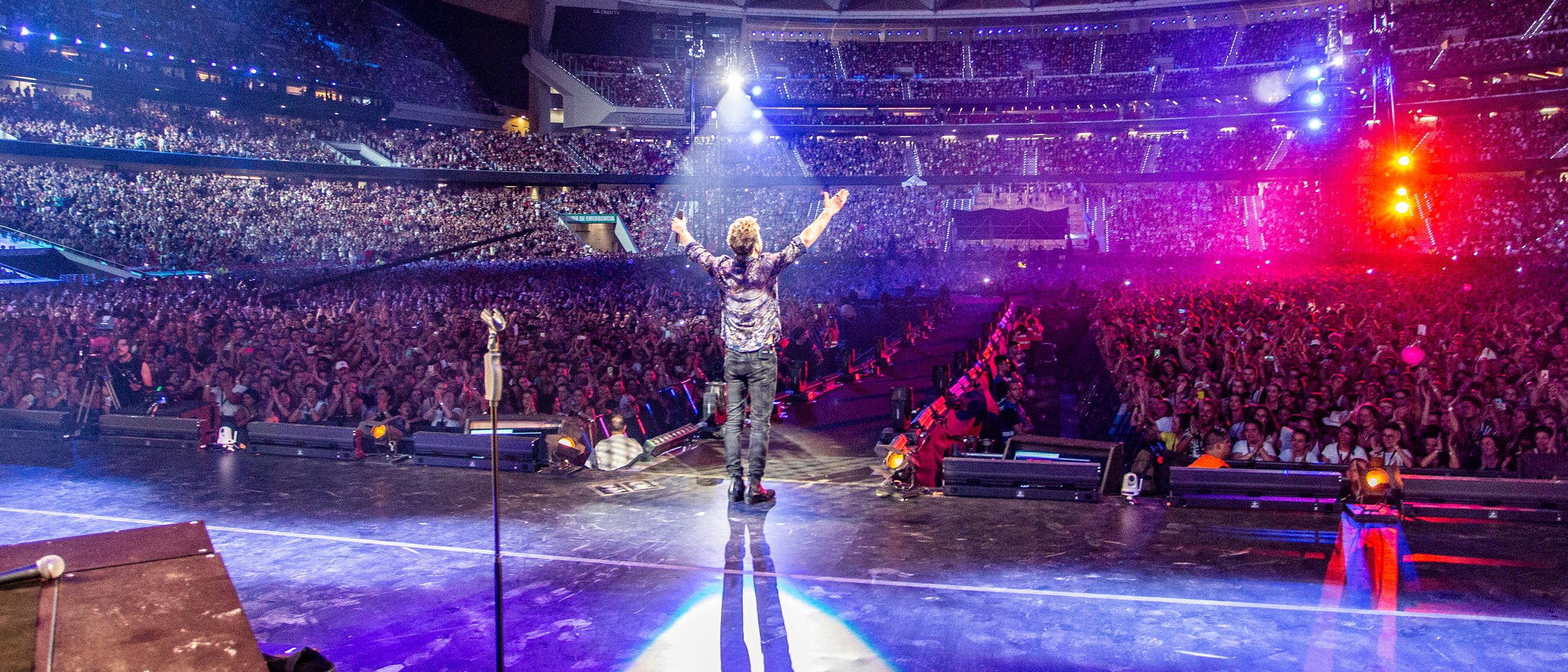 Manuel Carrasco, en uno de sus conciertos masivos.