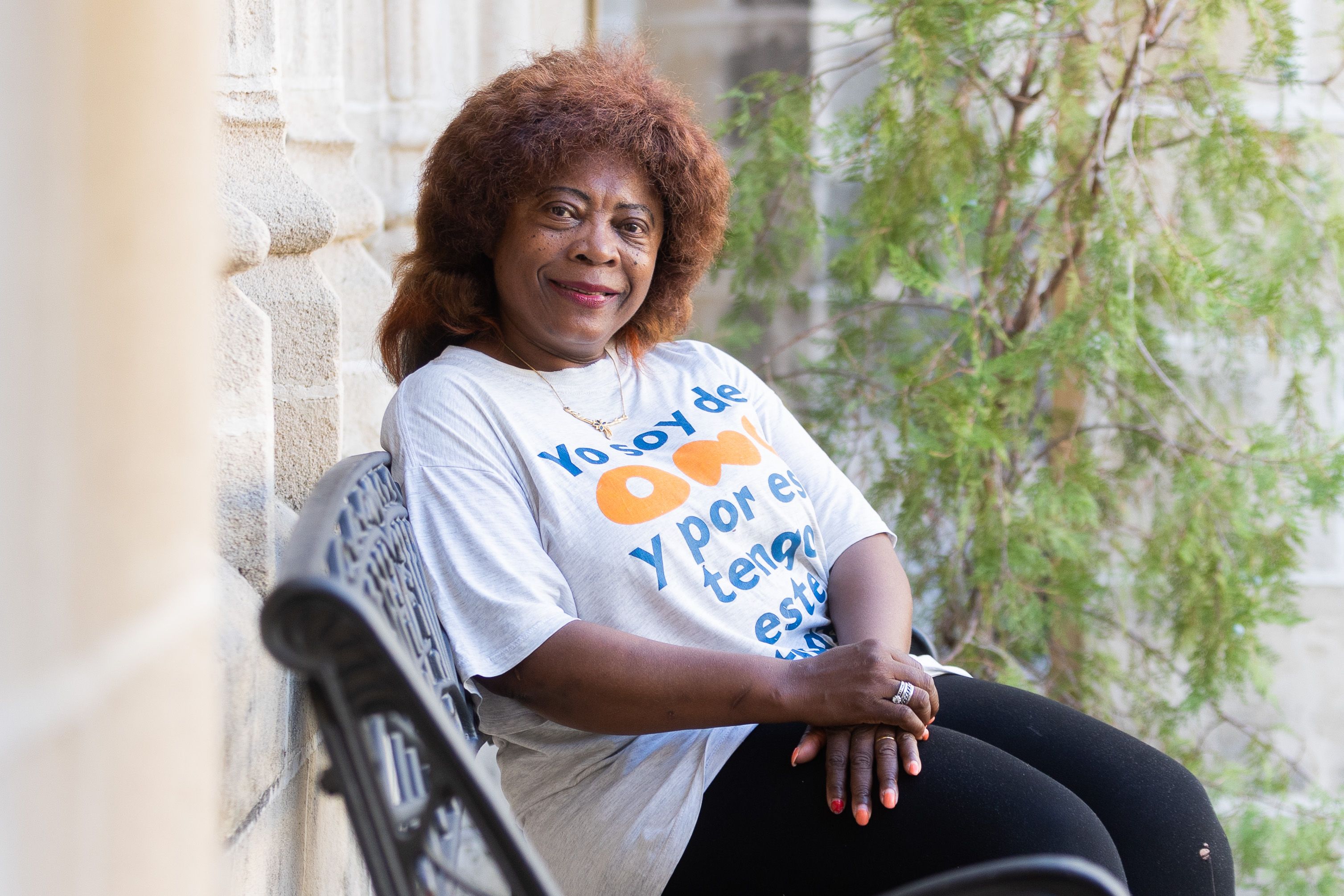 Juliette posa en los Claustros de Santo Domingo.