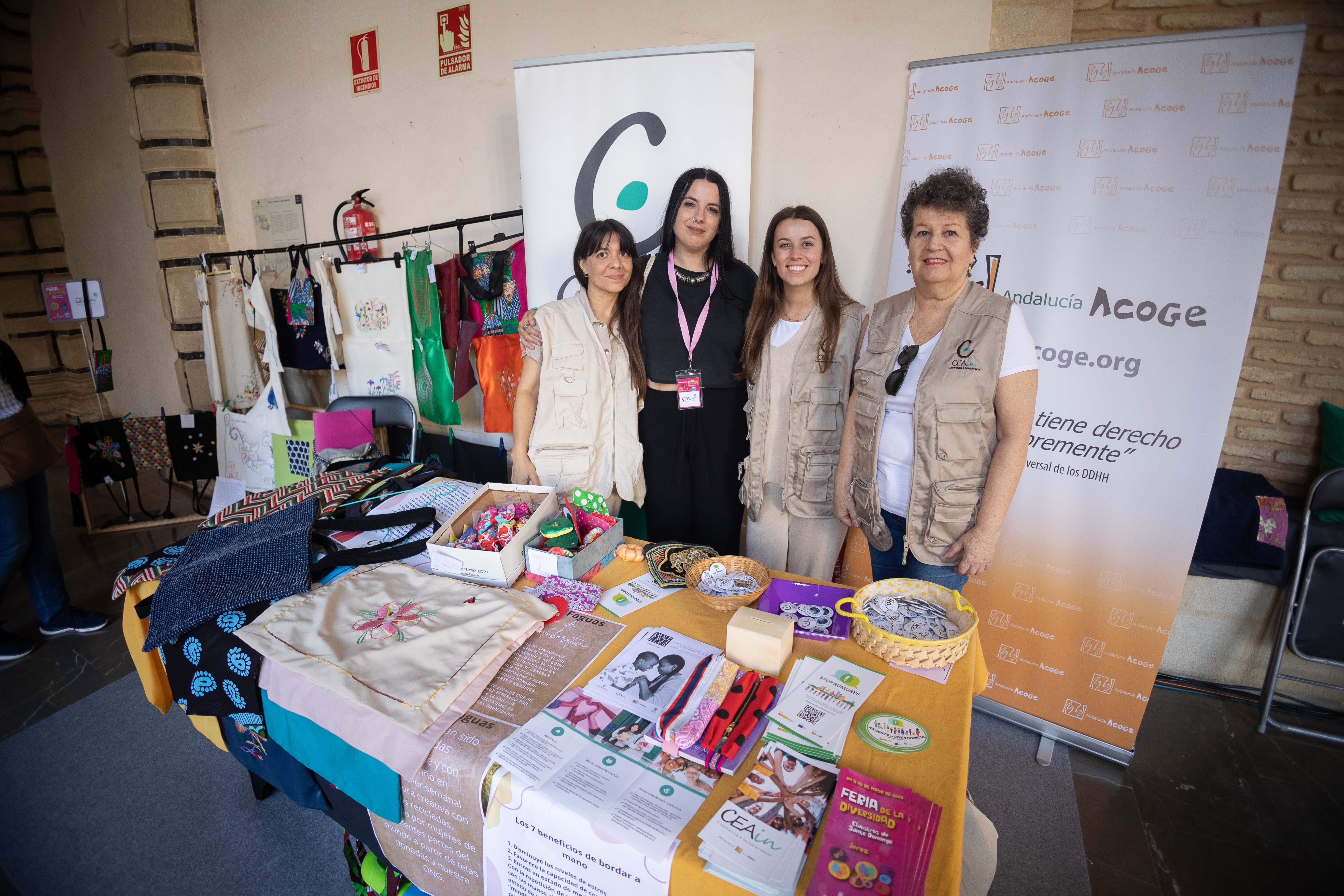 Yolanda Rosado junto a sus compañeras de CEAin en Jerez.