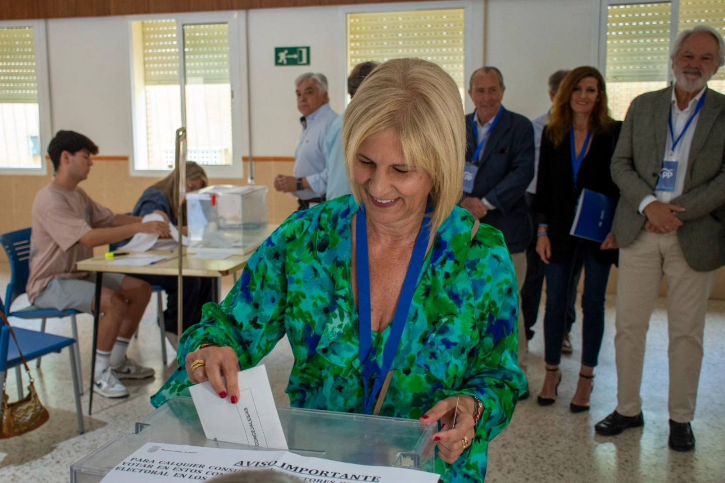 García-Pelayo, votando en el colegio María Auxiliadora.
