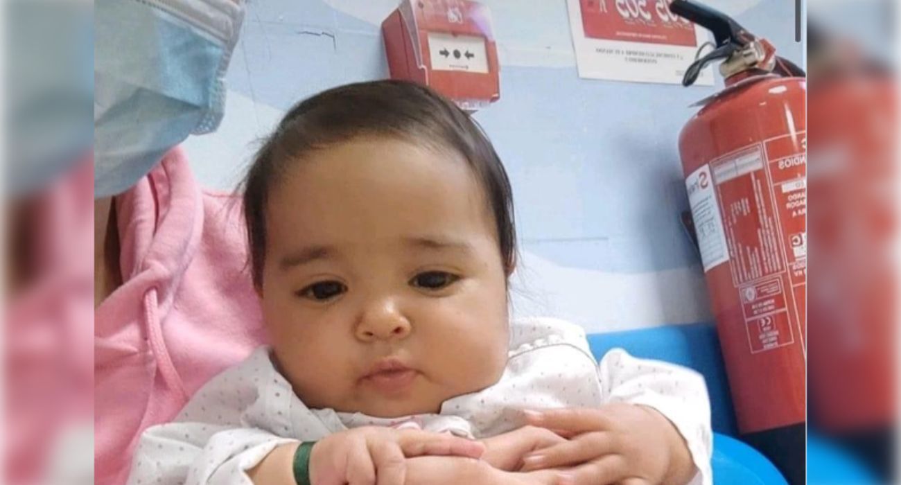 La pequeña Kenara necesita urgentemente encontrar un donante de hígado. La pequeña Kenara necesita urgentemente encontrar un donante de hígado.