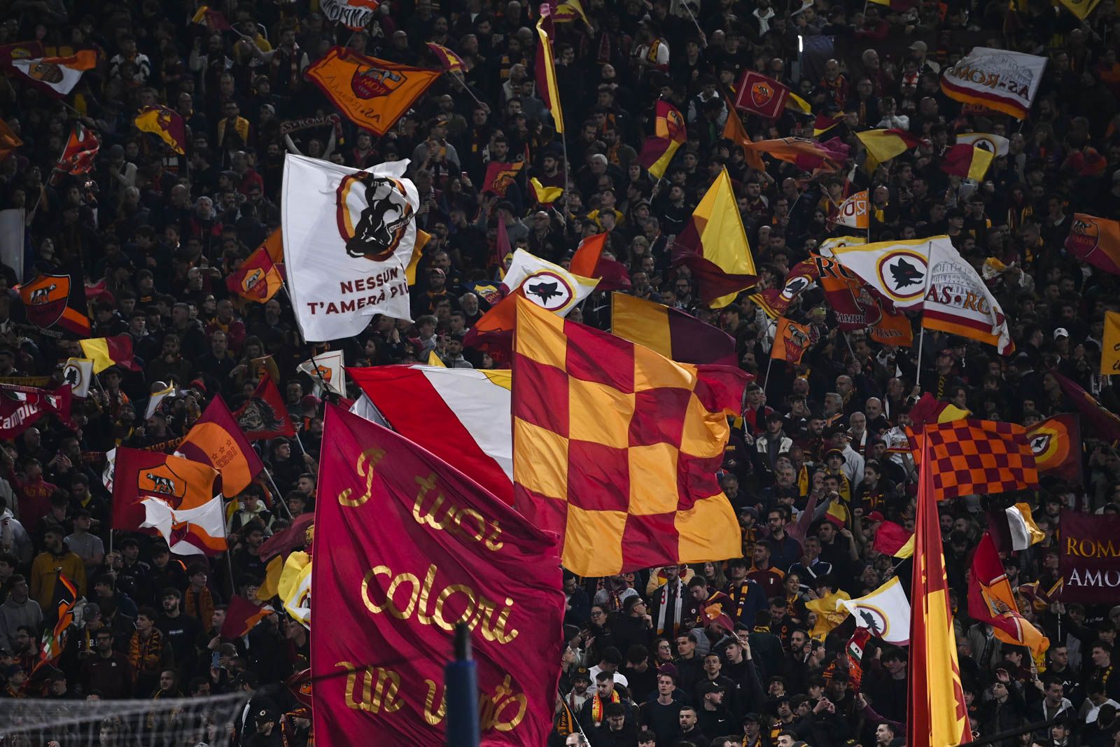 Aficionados de la Roma, rival del Sevilla este jueves en la final de la Europa League.