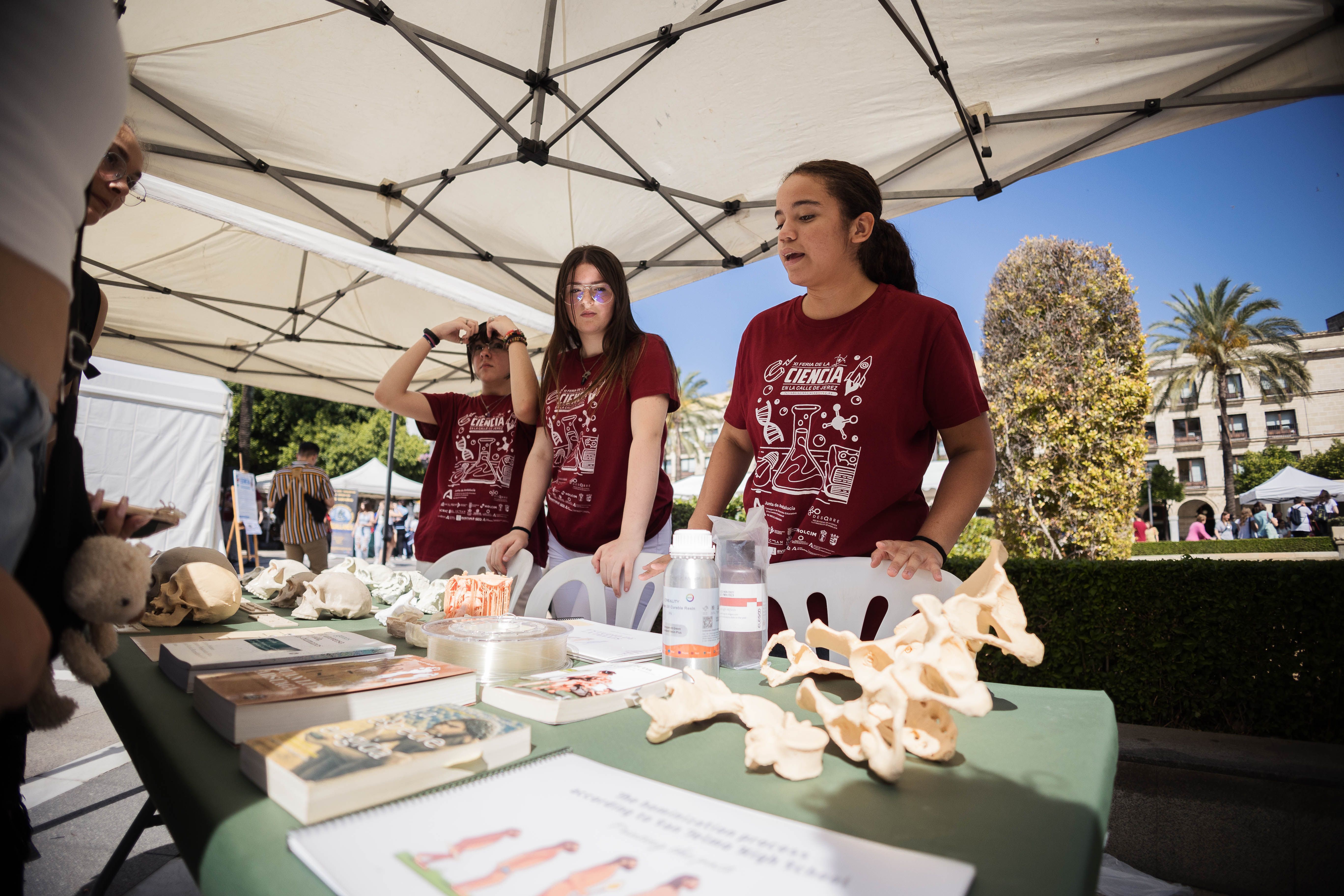 Inauguración de la XI Feria de la Ciencia en la Calle en Jerez 5