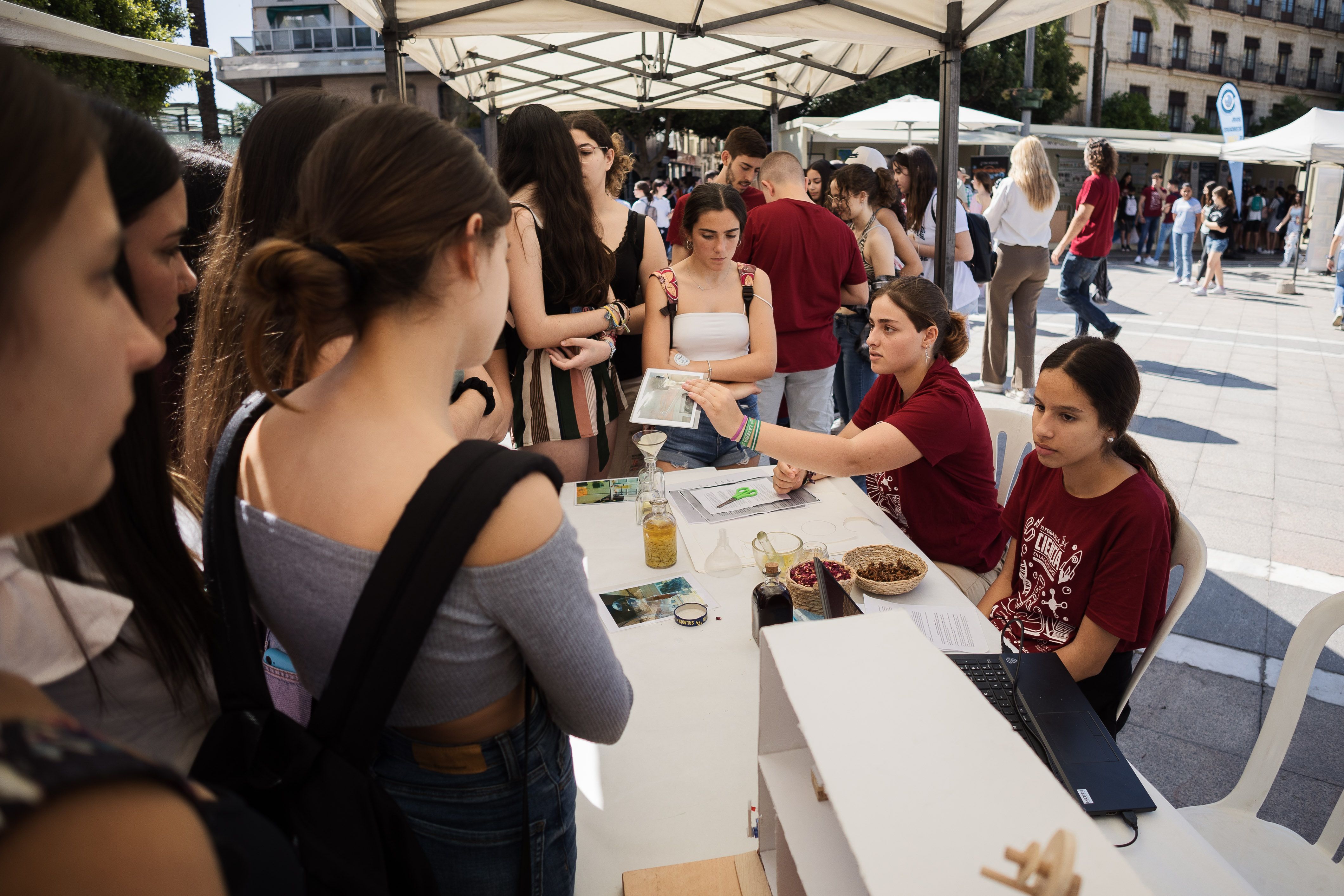 Inauguración de la XI Feria de la Ciencia en la Calle en Jerez 14