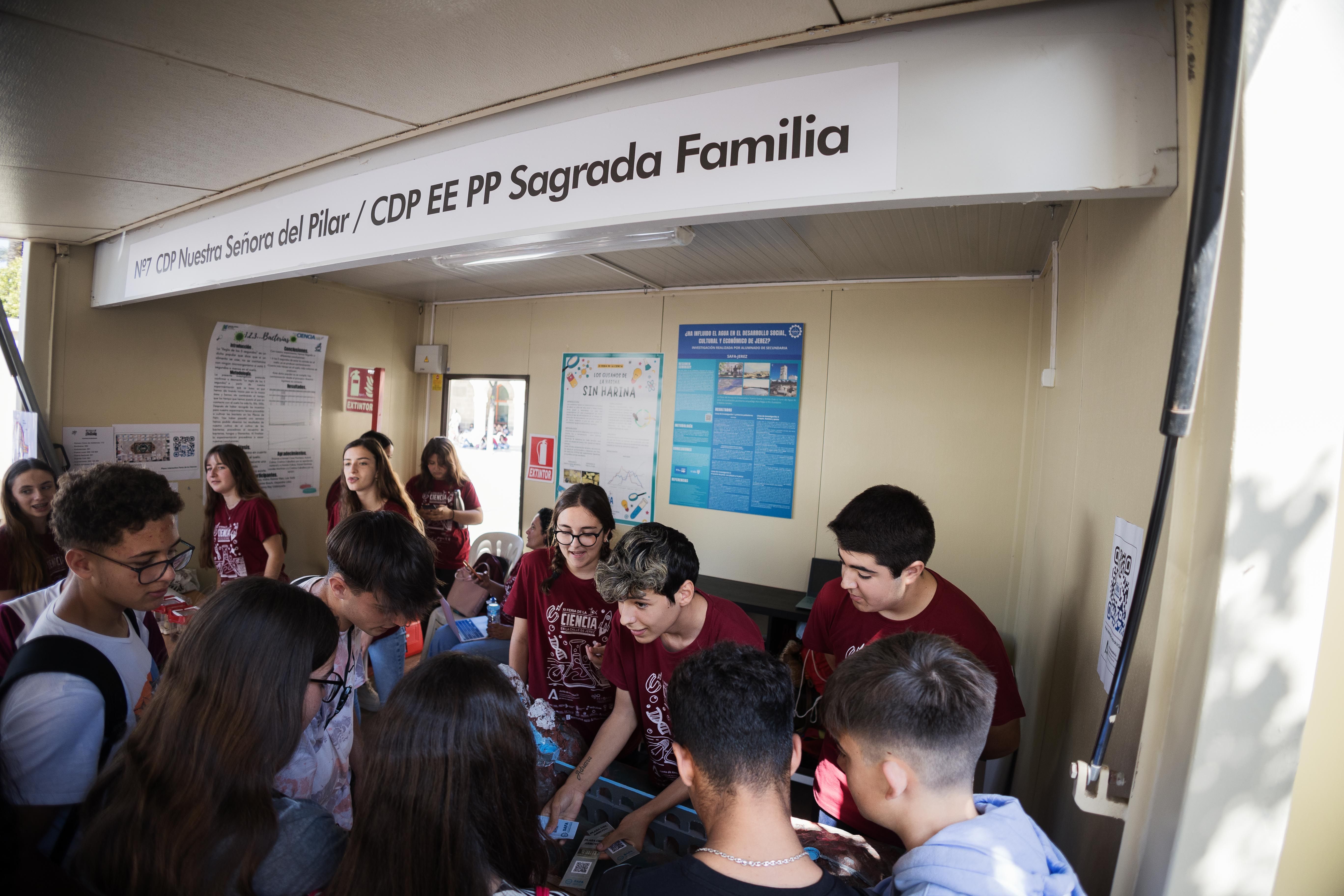 Inauguración de la XI Feria de la Ciencia en la Calle en Jerez 16