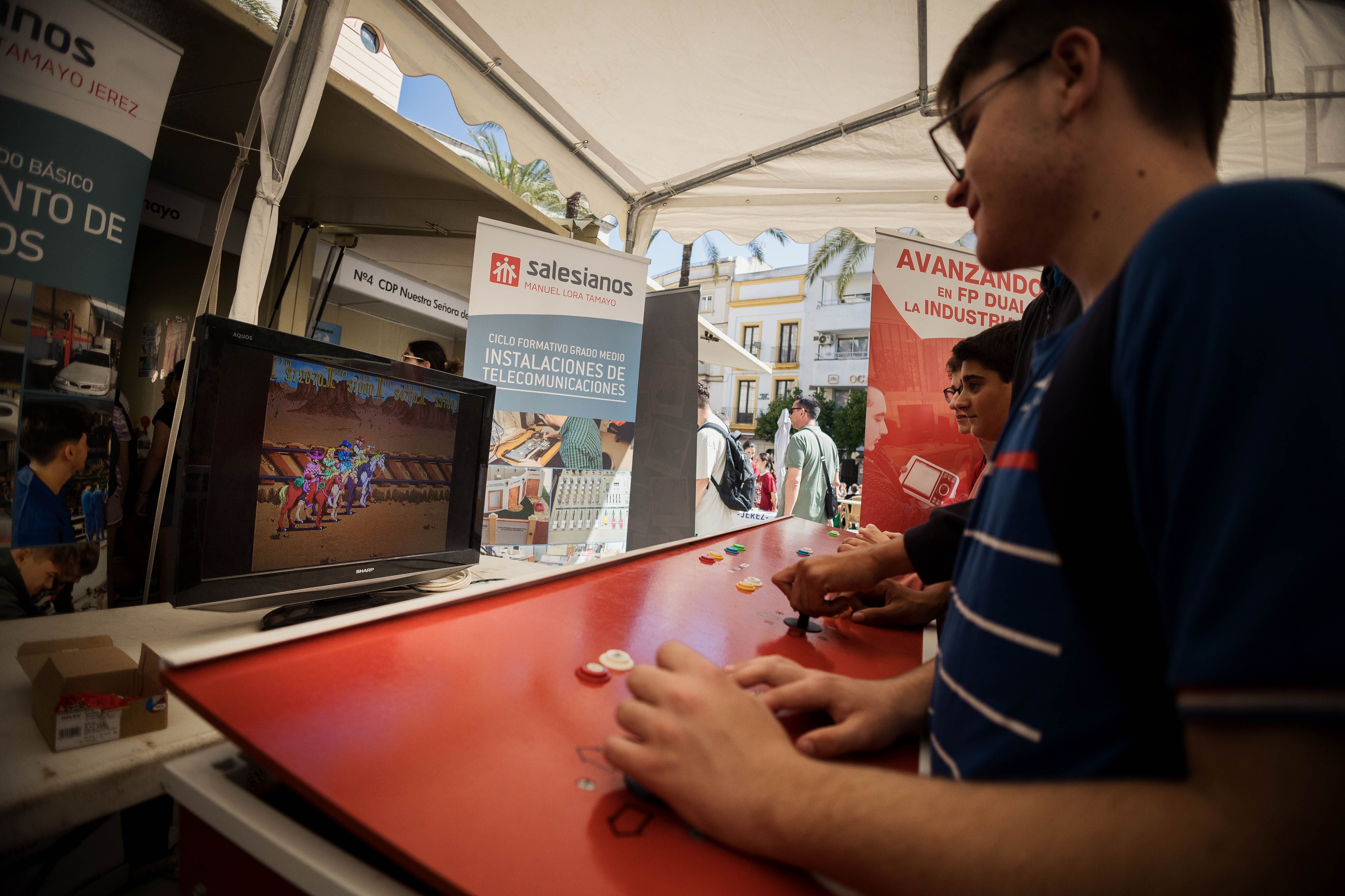 Inauguración de la XI Feria de la Ciencia en la Calle en Jerez 22