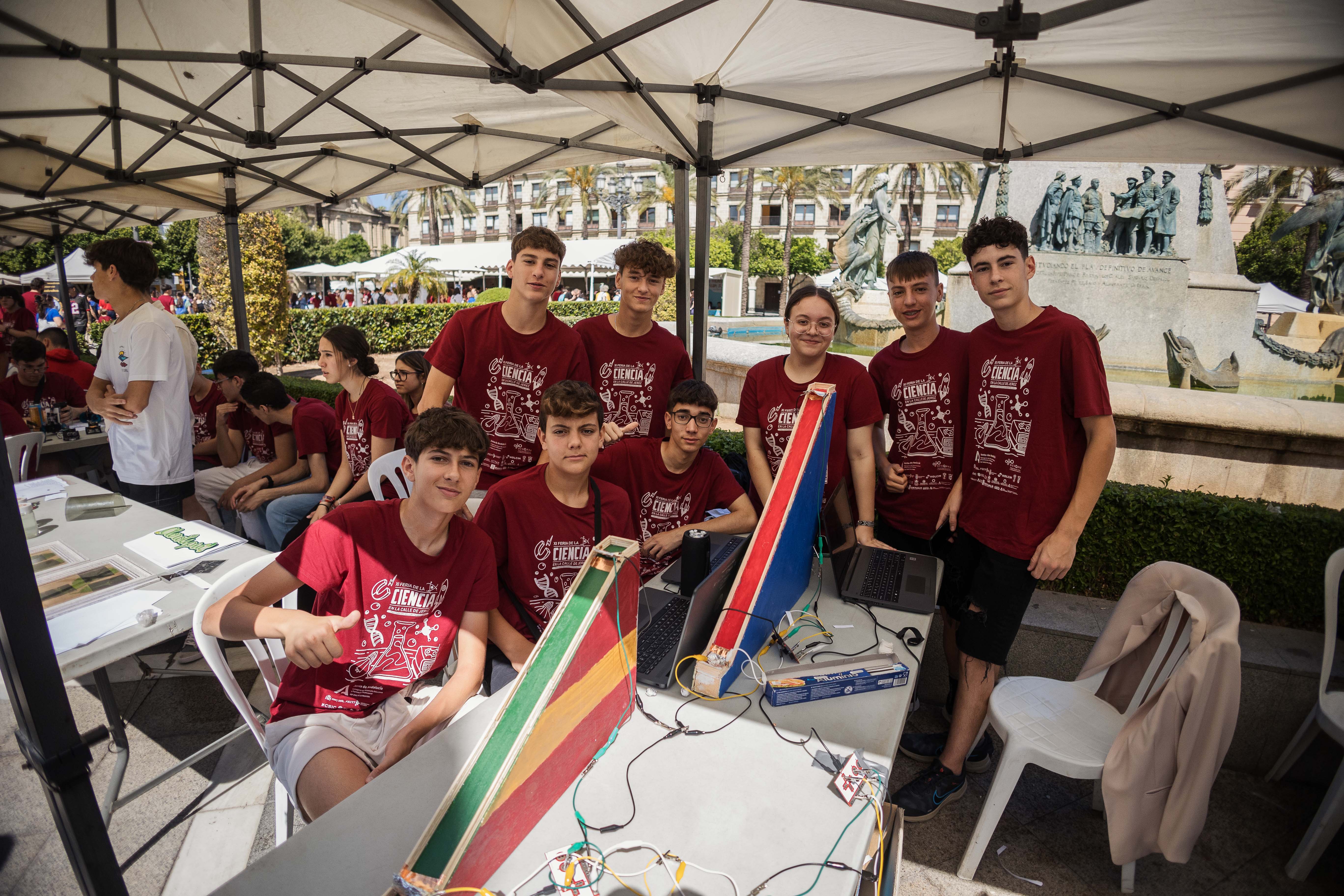 Inauguración de la XI Feria de la Ciencia en la Calle en Jerez 30