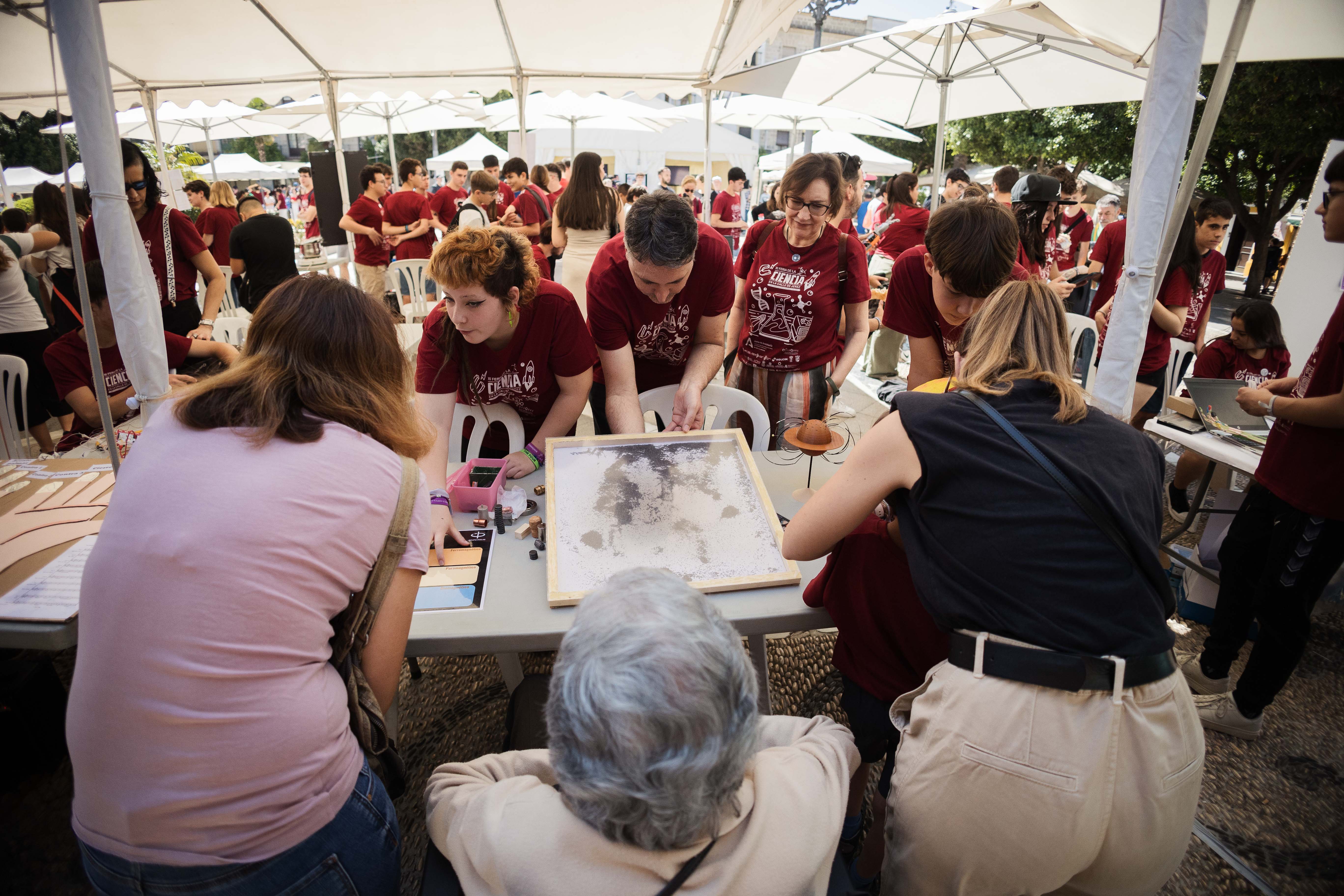 Inauguración de la XI Feria de la Ciencia en la Calle en Jerez 34