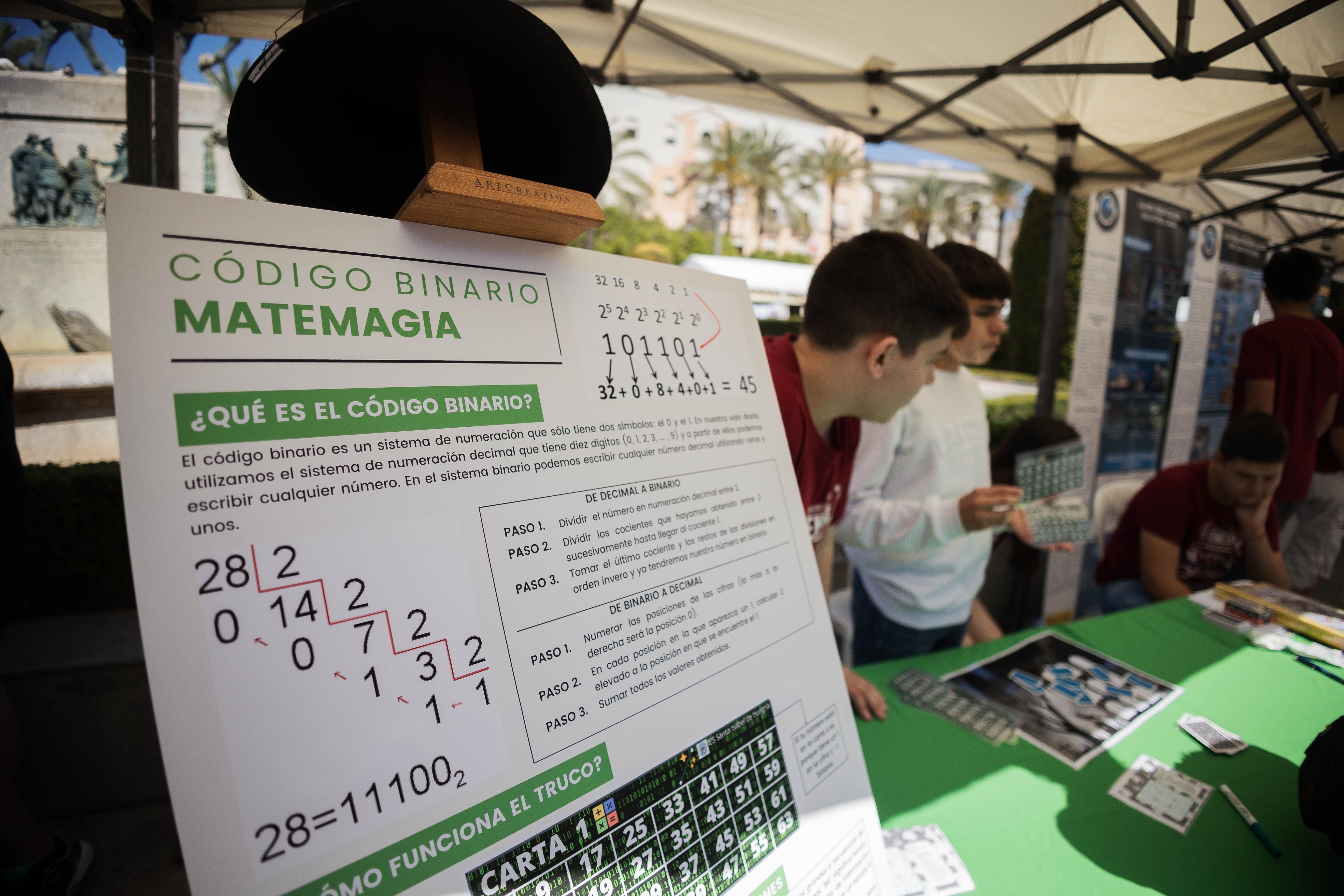 Inauguración de la XI Feria de la Ciencia en la Calle en Jerez 39