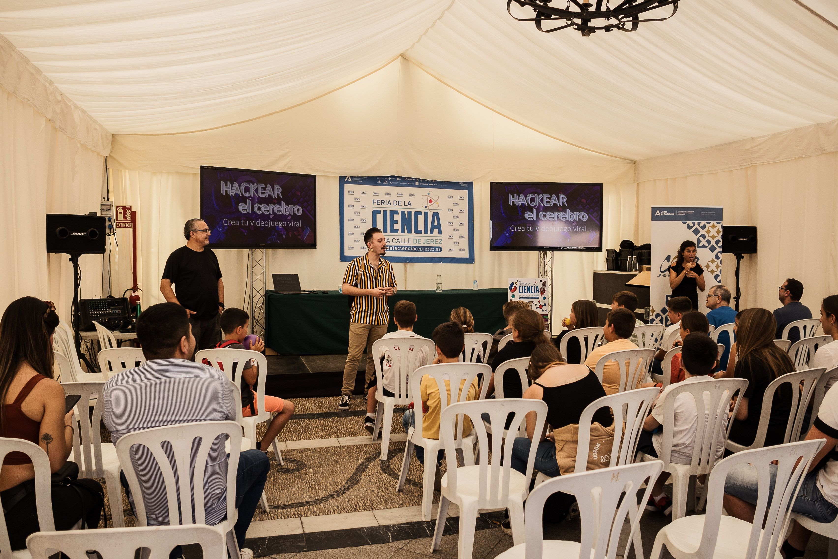Inauguración de la XI Feria de la Ciencia en la Calle en Jerez 42