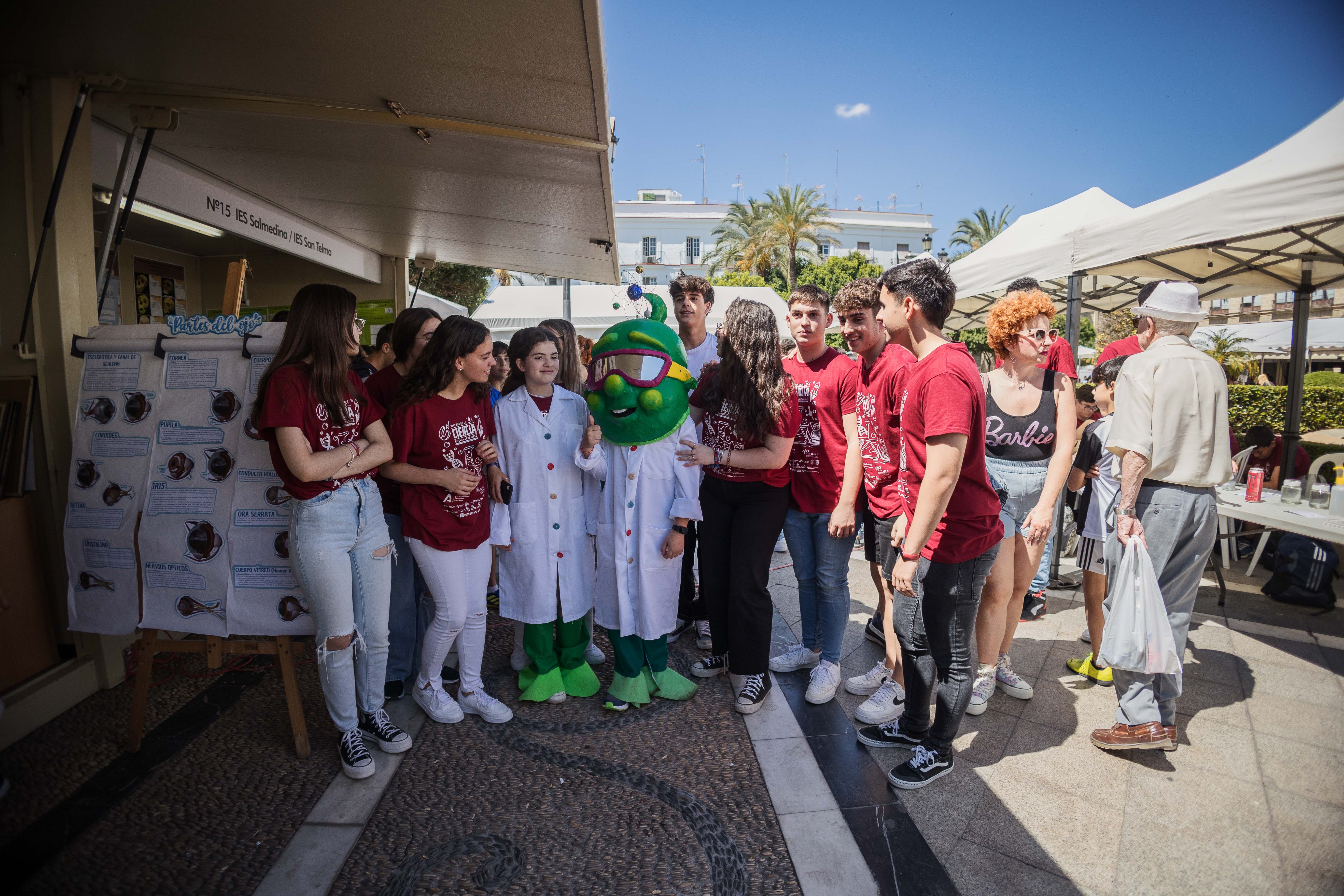 Inauguración de la XI Feria de la Ciencia en la Calle en Jerez 43
