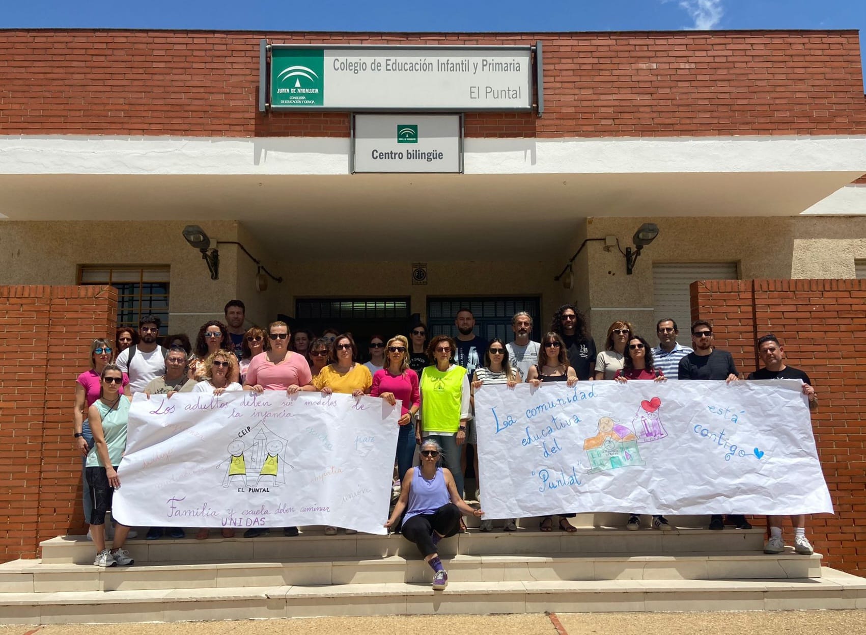 Solidaridad con el director de un colegio de Huelva agredido y amenazado por el padre de una alumna.