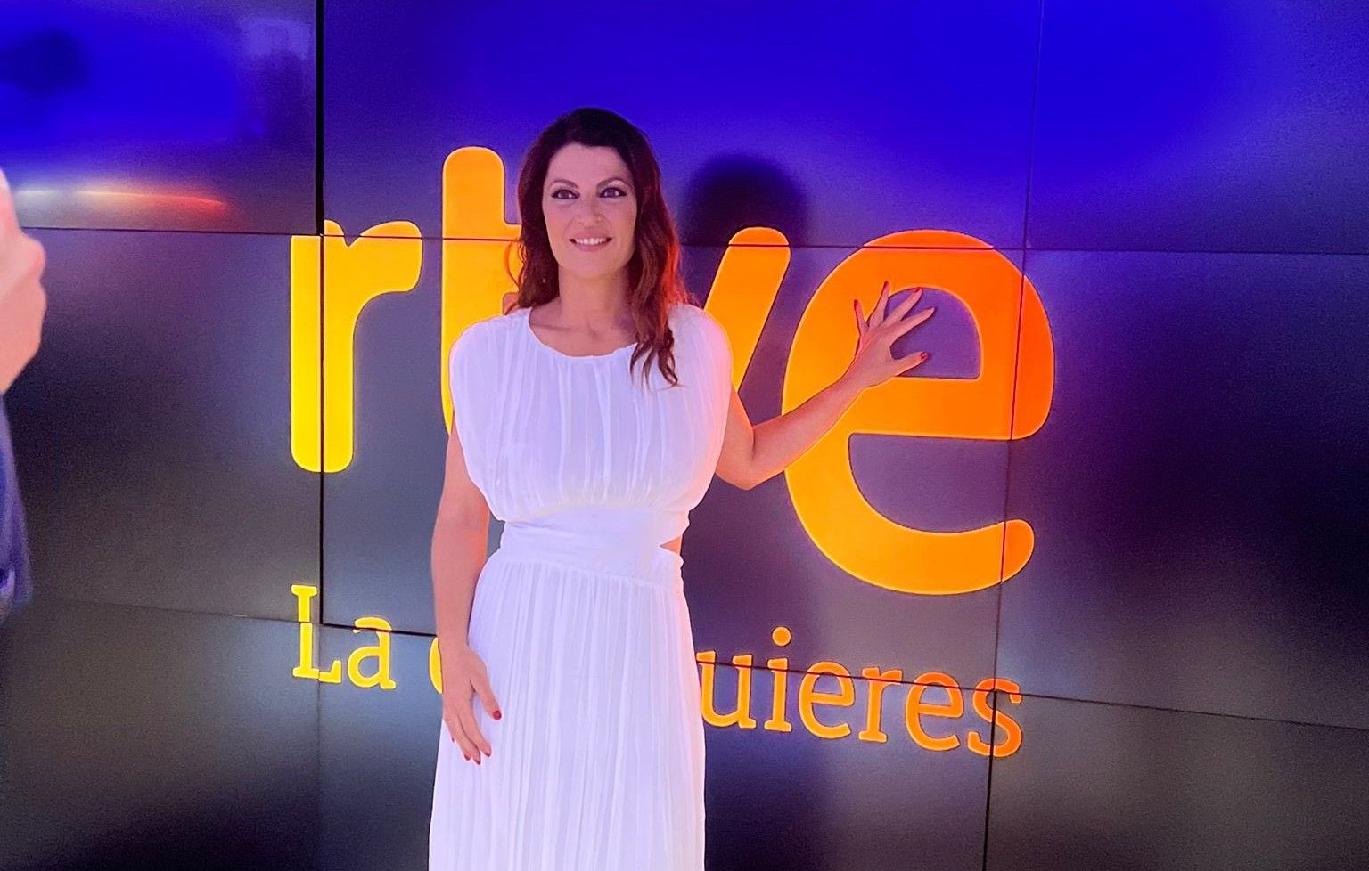 Macarena Olona en su visita a RTVE.