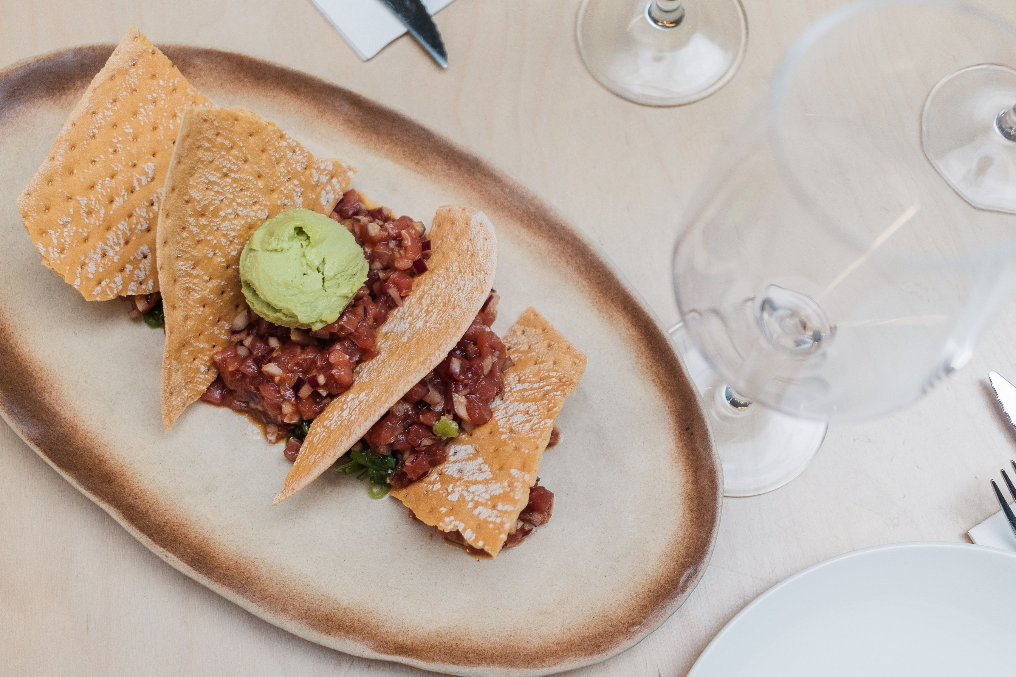 Tartar de atún que se elabora con las zonas magras del pescado.    MANU GARCÍA