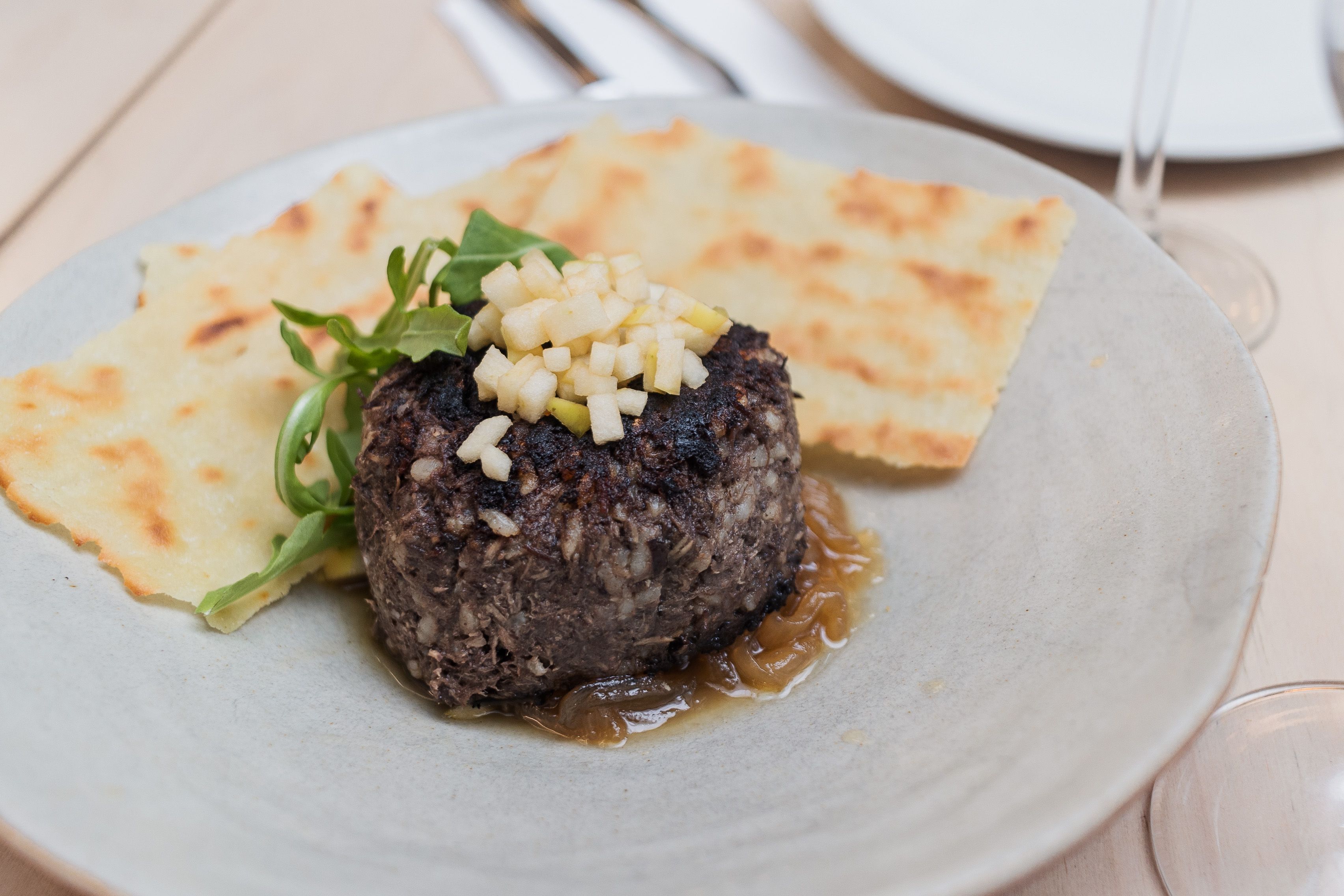 La morcilla de atún que se elabora en La Cruz Blanca de Jerez.