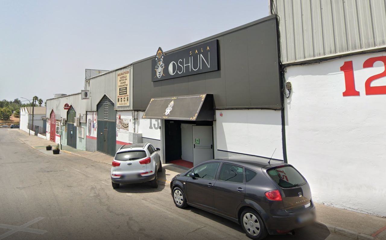 Sala Oshun, en el polígono Bertola de Jerez, donde tuvo lugar el atropello.