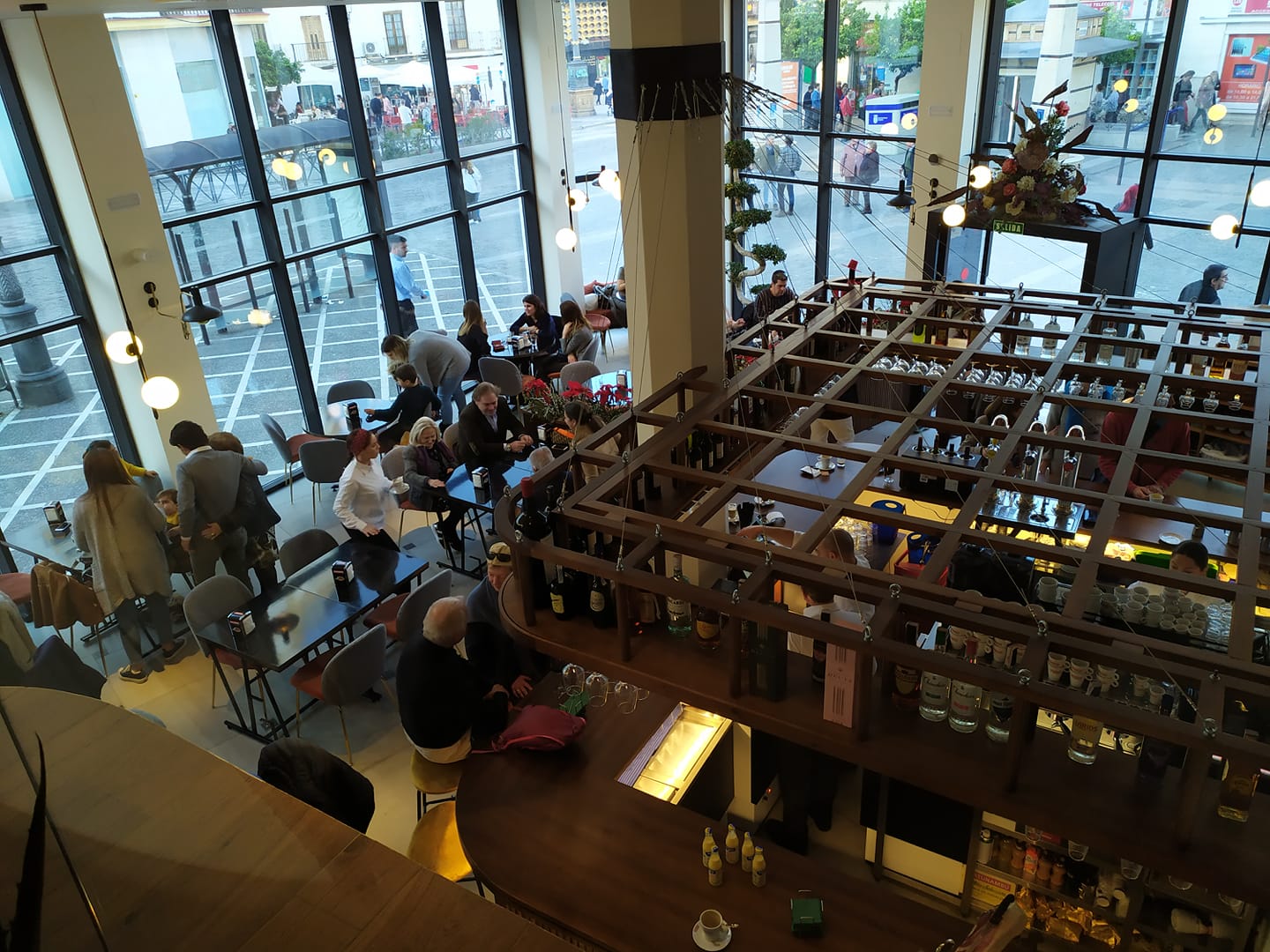 El local, en la tarde de este viernes. FOTO: LA VEGA