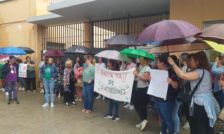 La comunidad educativa del colegio Nuestra Señora de las Montañas de Villamartín.