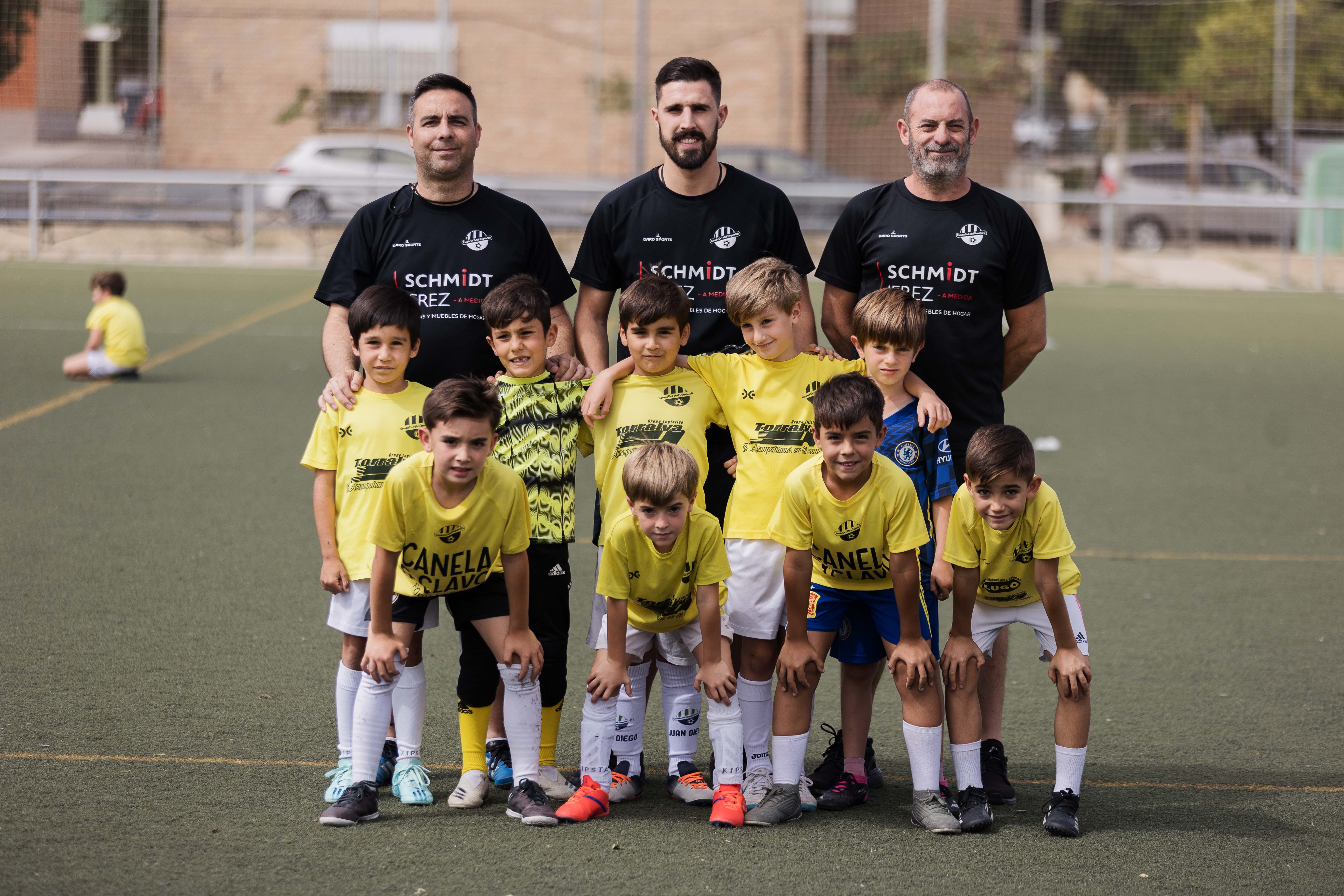 Un entrenamiento del equipo de fútbol Paquete U.D. en Jerez.