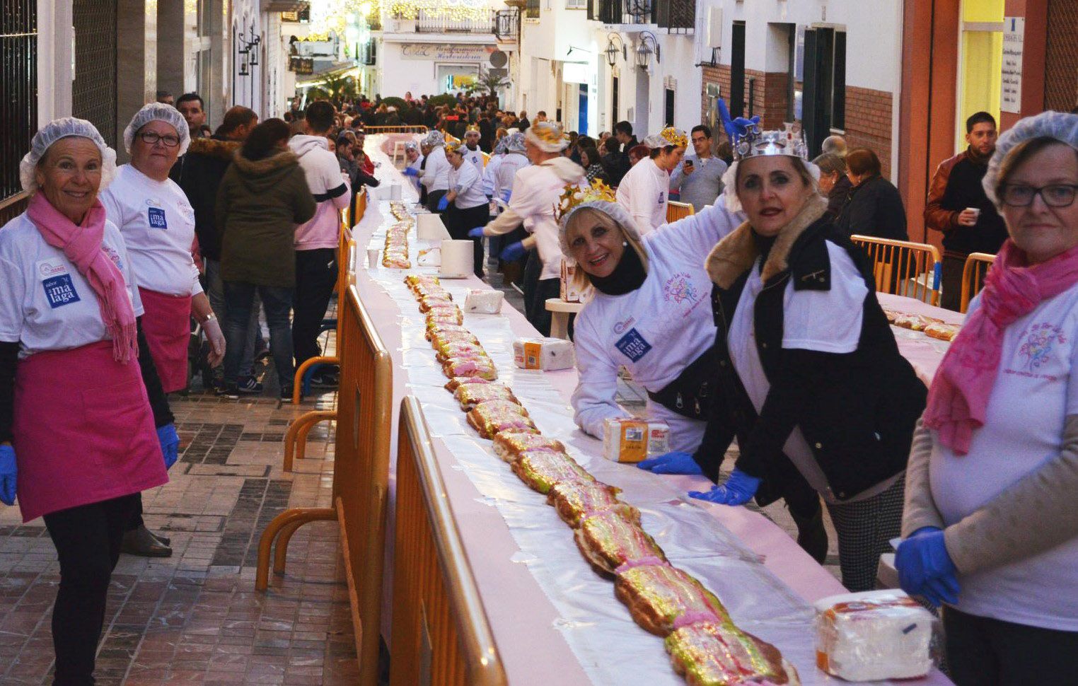 Una imagen del roscón gigante elaborado en la pasada edición. Una imagen del roscón gigante elaborado en la pasada edición.