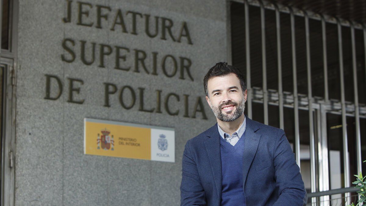 Pablo Cambronero vuelve a la Policía.