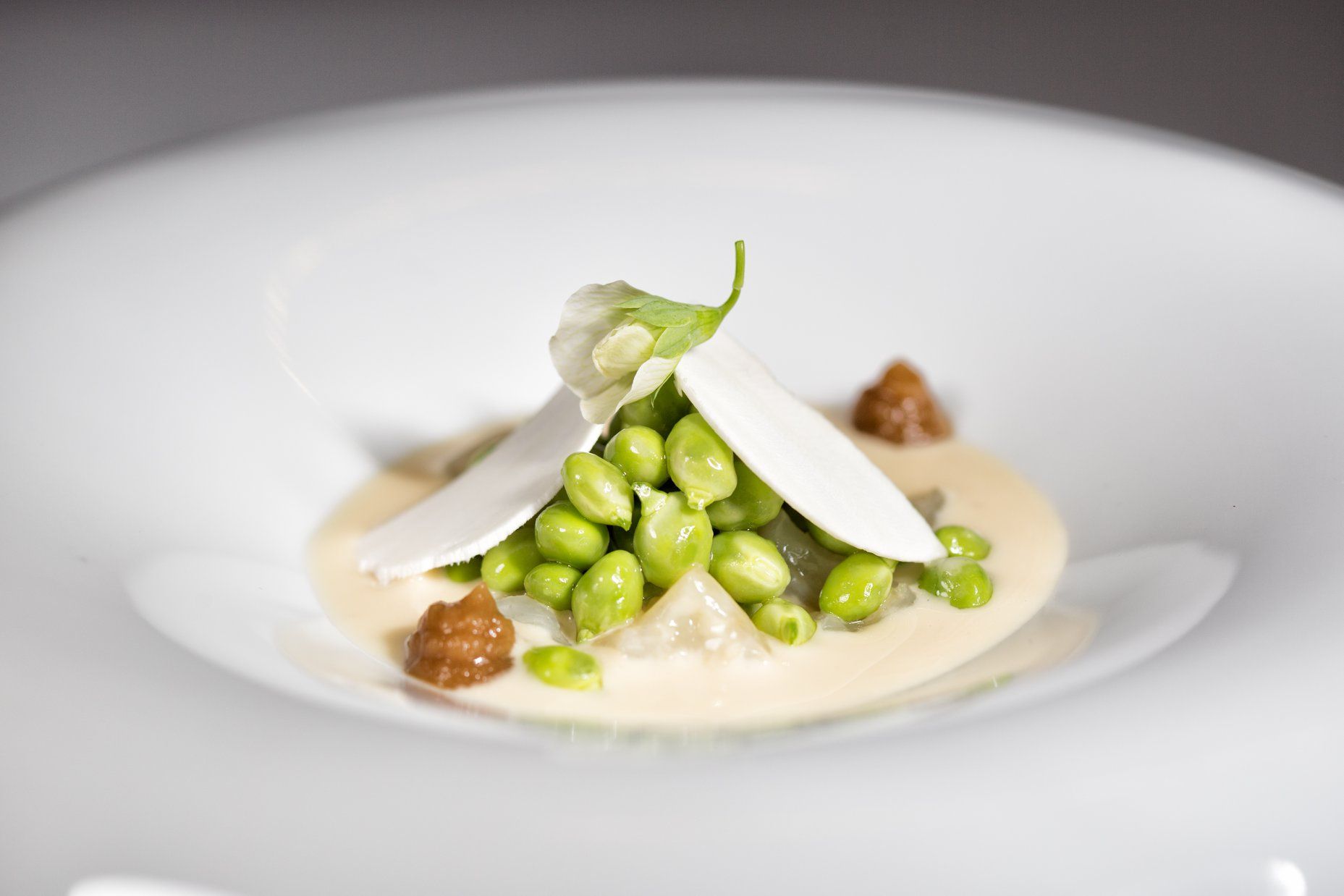 Guisantes Mantúa. "Estos son los tres restaurantes de la provincia de Cádiz que han ganado un nuevo Sol en la Guía Repsol"