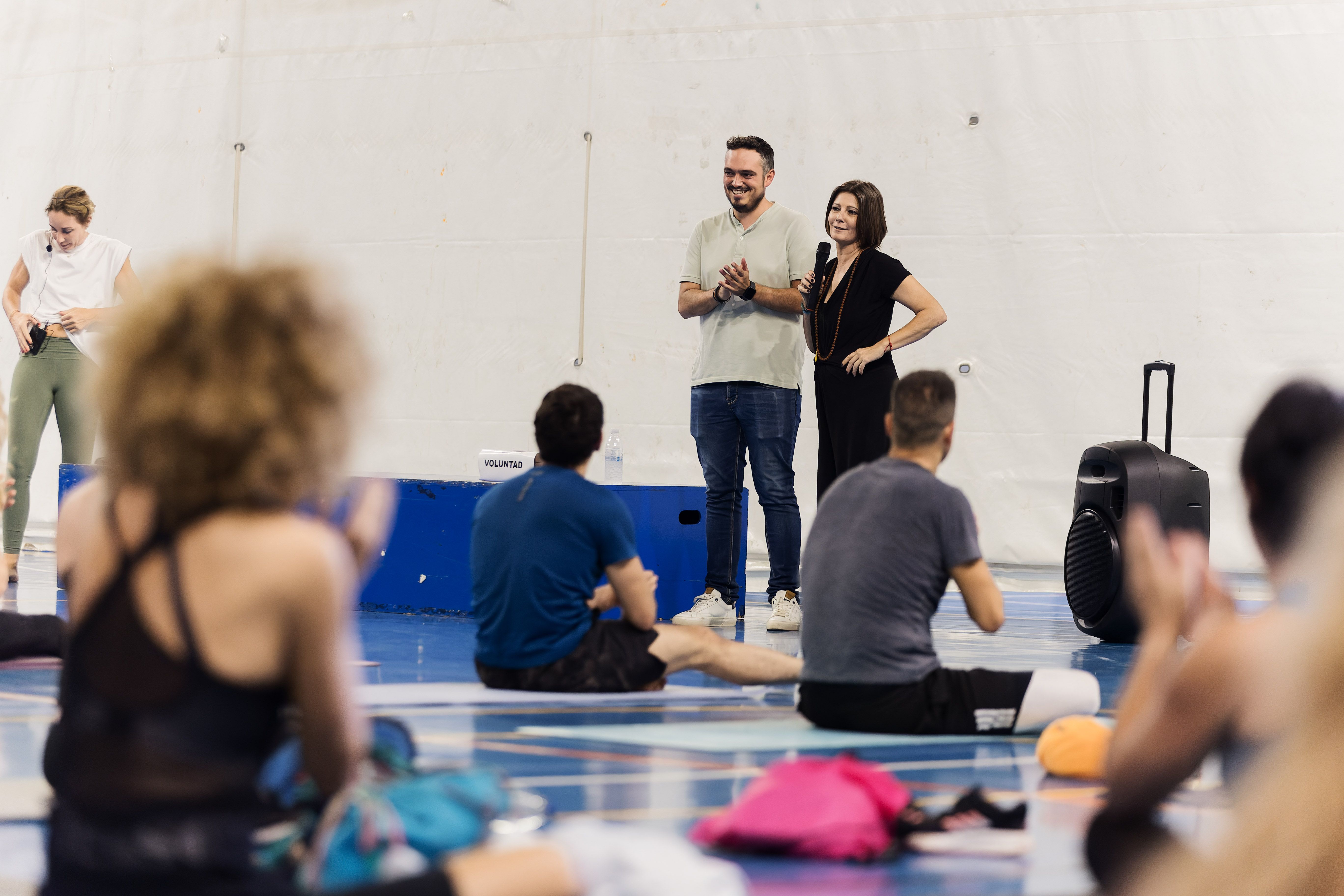 Congreso de yoga en el Palacio de Deportes de Jerez