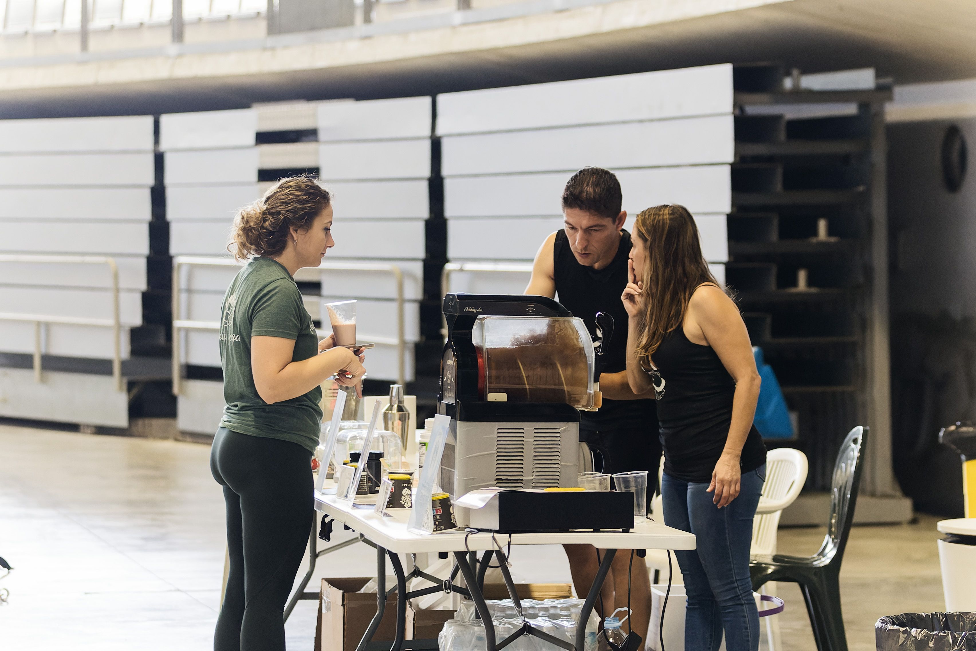 Congreso de yoga en el Palacio de Deportes de Jerez